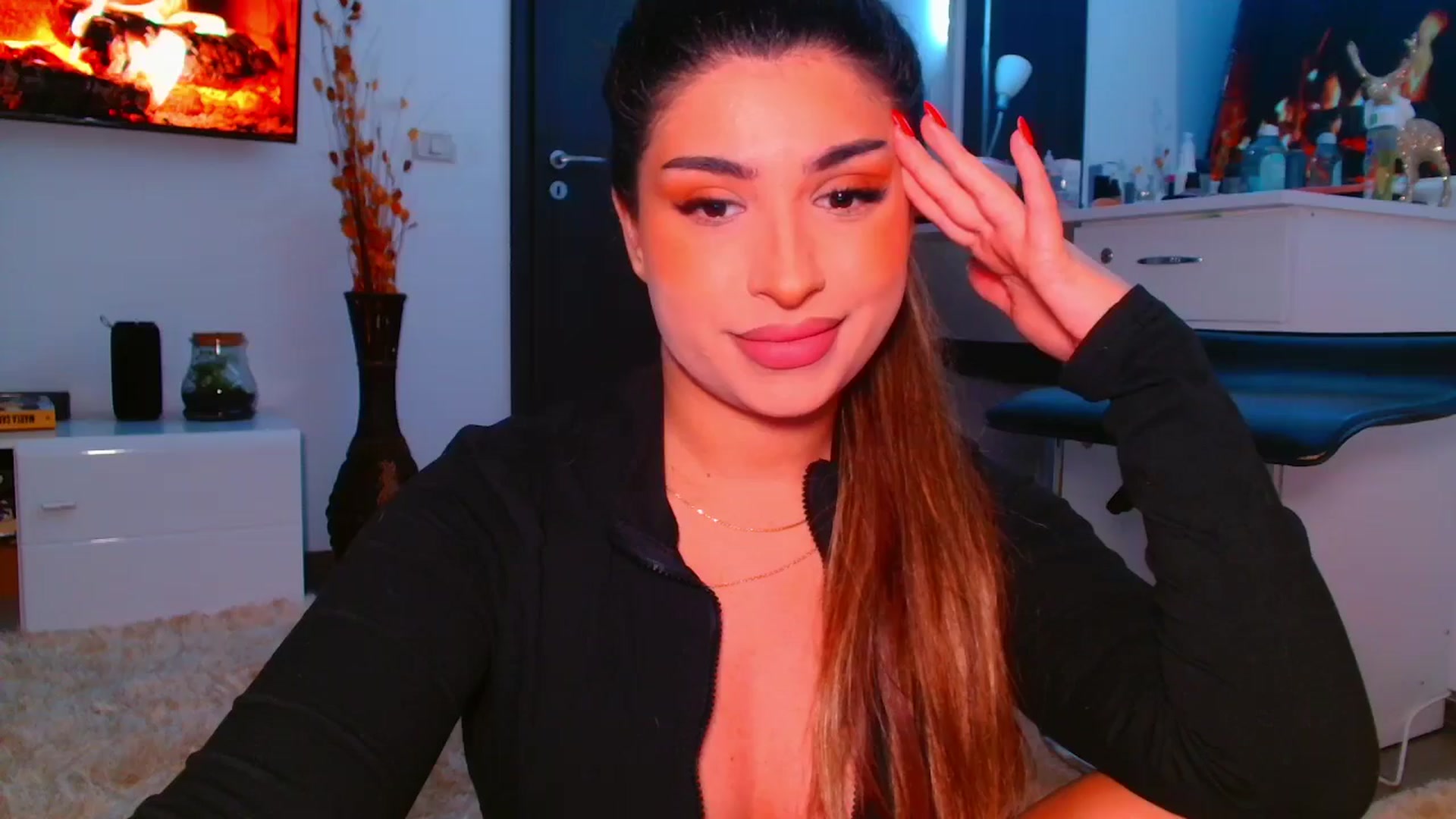 Gallery image thumbnail from Candy1's myfreecams stream on, 01/05/2026, 18:36 image 15 of 20