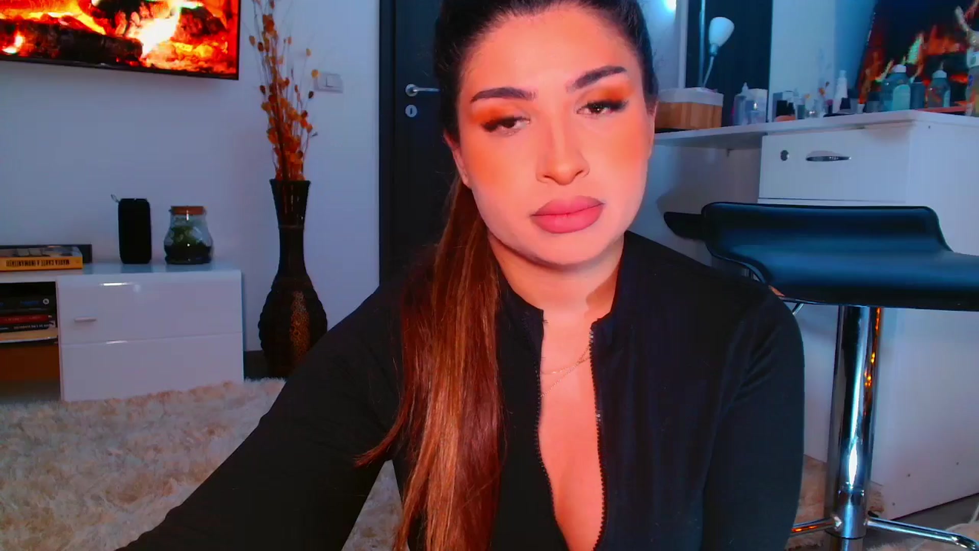 Gallery image thumbnail from Candy1's myfreecams stream on, 01/05/2026, 19:31 image 5 of 20