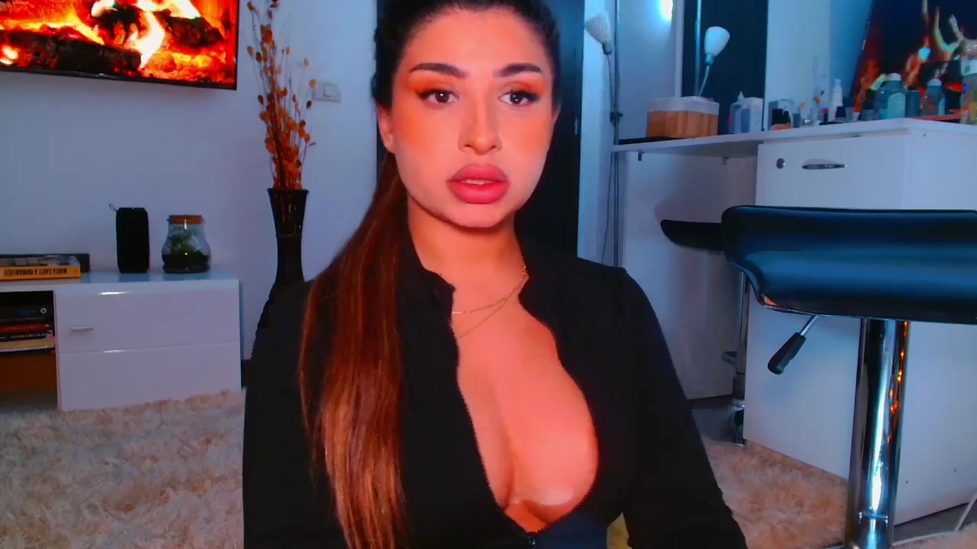 Gallery image thumbnail from Candy1's myfreecams stream on, 01/05/2026, 19:31 image 18 of 20