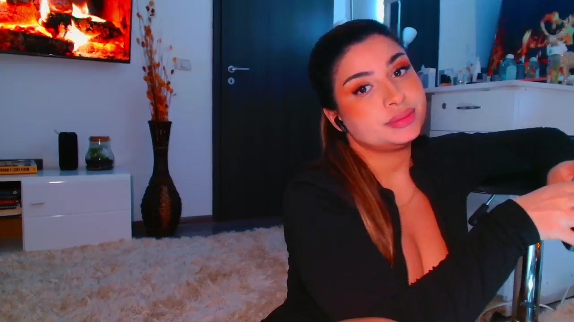 Gallery image thumbnail from Candy1's myfreecams stream on, 01/05/2026, 22:08 image 18 of 20
