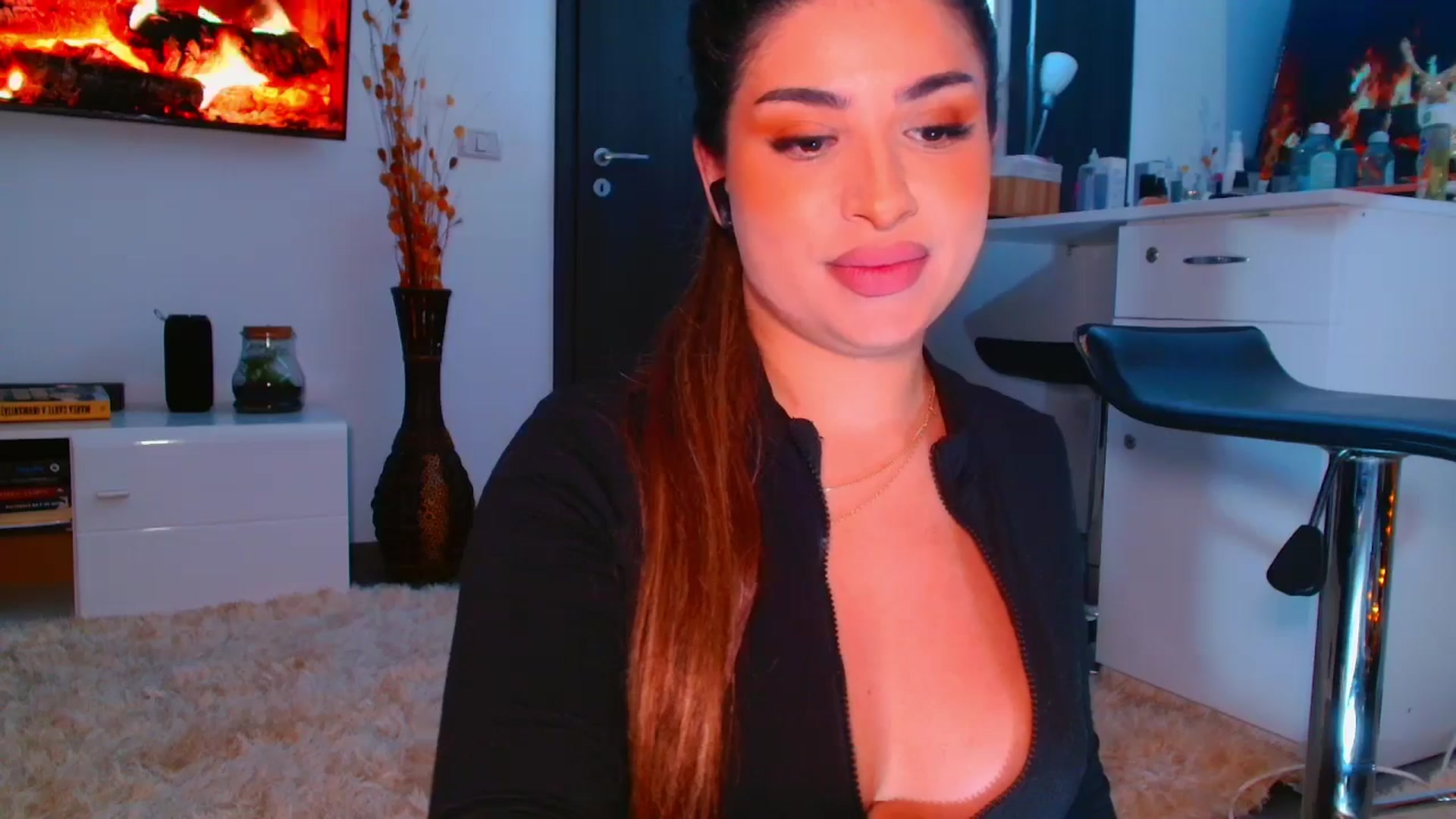 Gallery image thumbnail from Candy1's myfreecams stream on, 01/05/2026, 22:08 image 12 of 20