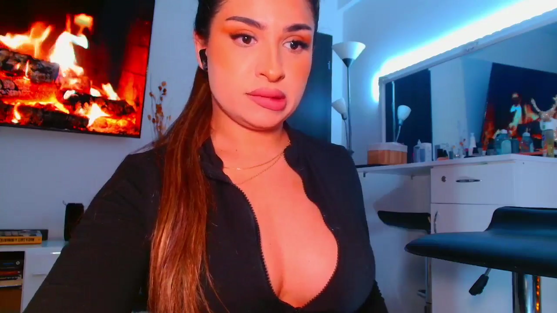 Gallery image thumbnail from Candy1's myfreecams stream on, 01/05/2026, 22:08 image 4 of 20
