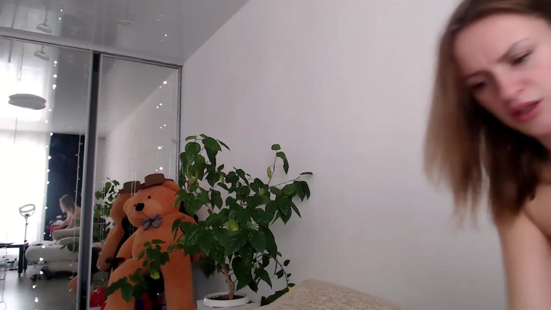 Gallery image thumbnail from CandyBunie's myfreecams stream on, 12/12/2022, 07:53 image 13 of 20