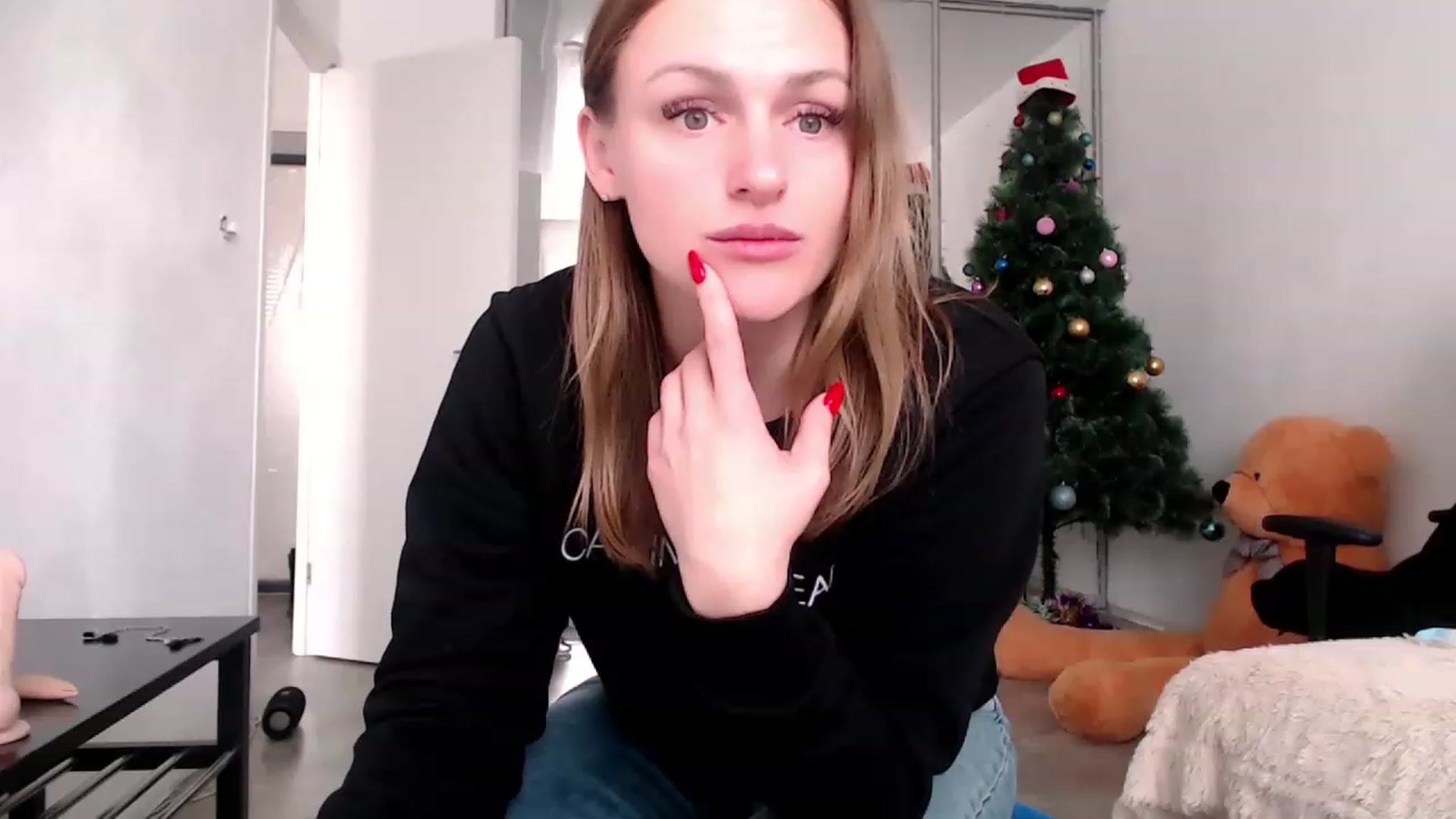 Gallery image thumbnail from CandyBunie's myfreecams stream on, 12/27/2022, 07:35 image 20 of 20