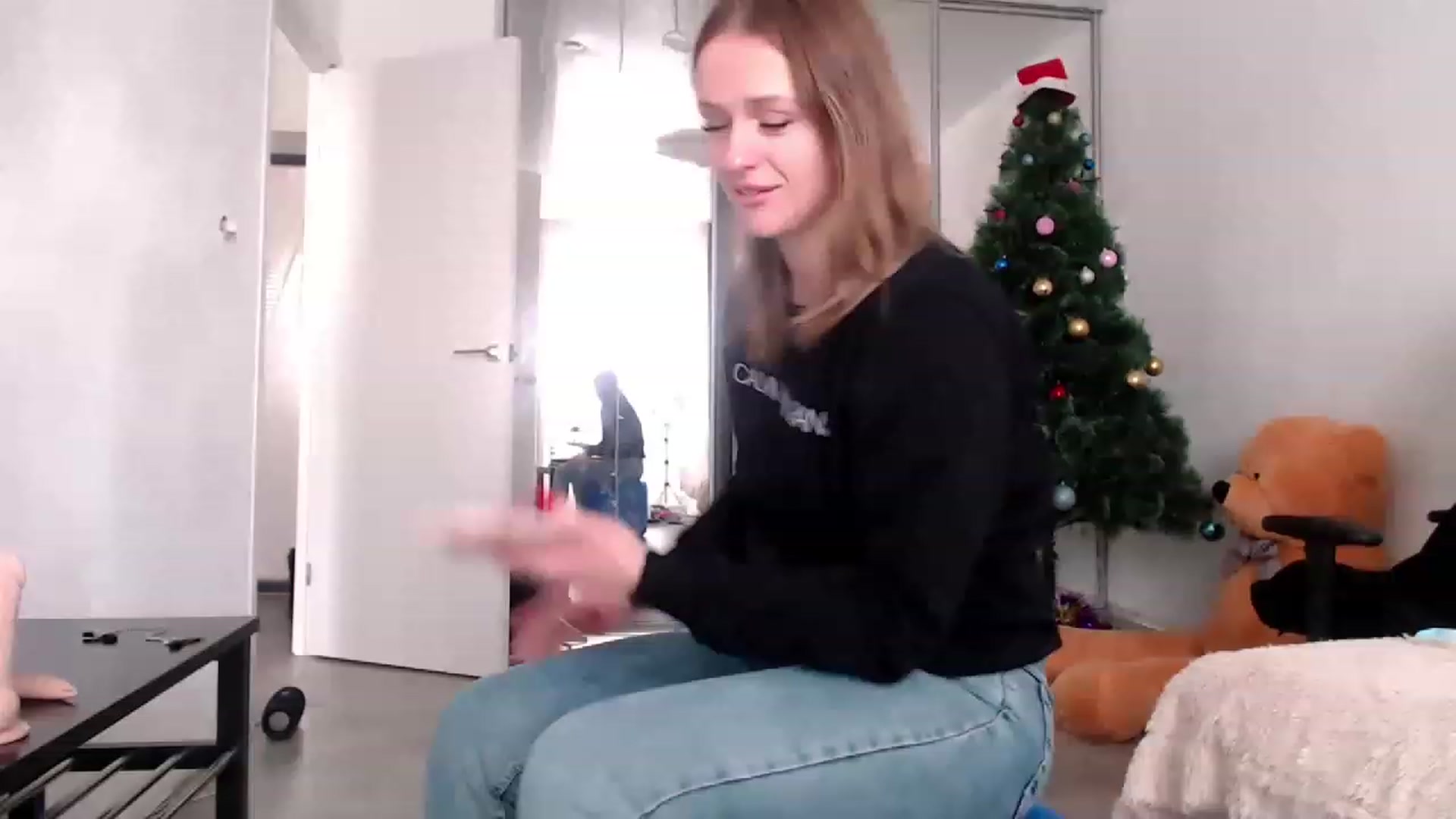 Gallery image thumbnail from CandyBunie's myfreecams stream on, 12/27/2022, 07:35 image 18 of 20