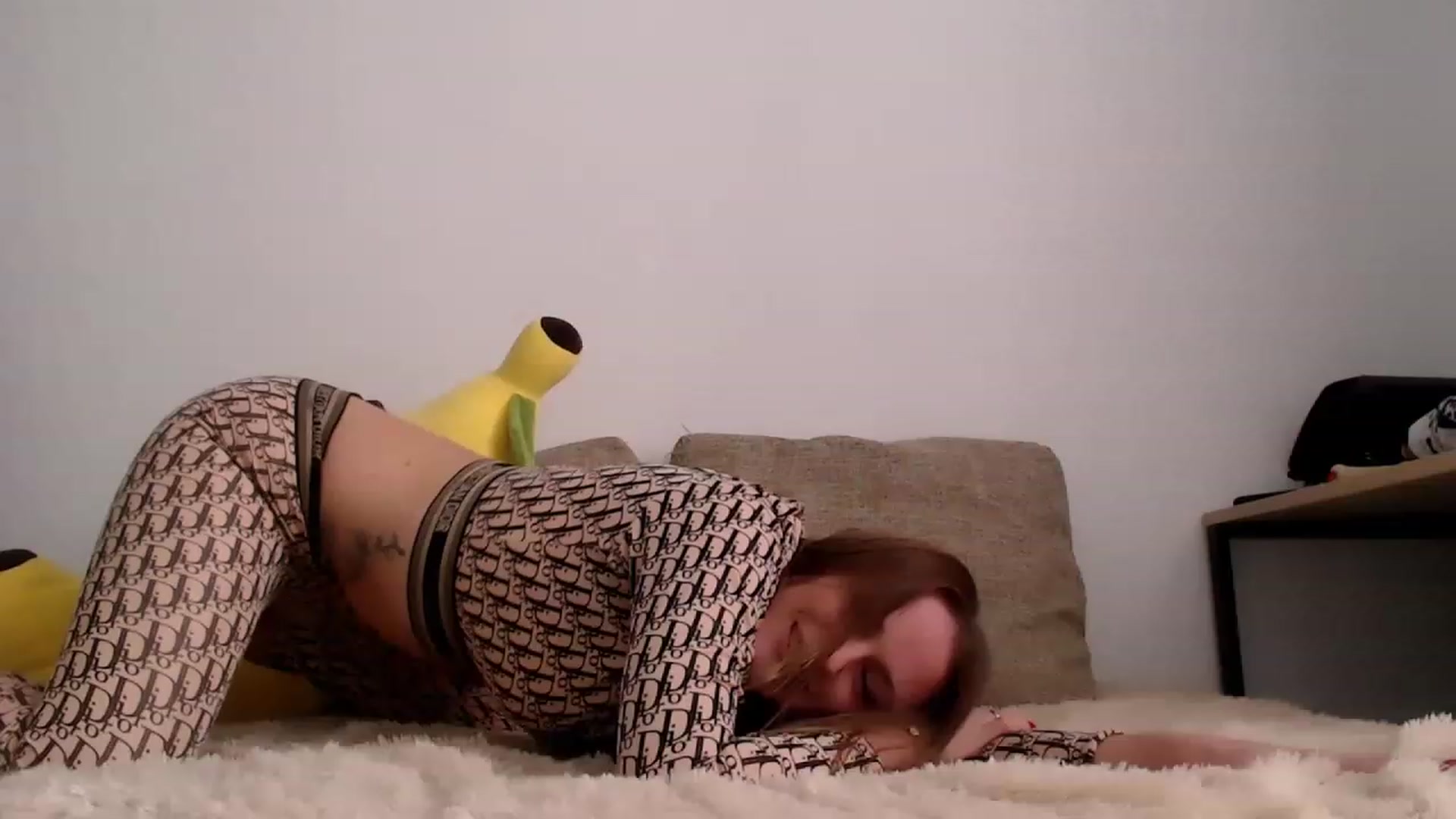 Gallery image thumbnail from CandyBunie's myfreecams stream on, 01/03/2023, 06:47 image 1 of 20