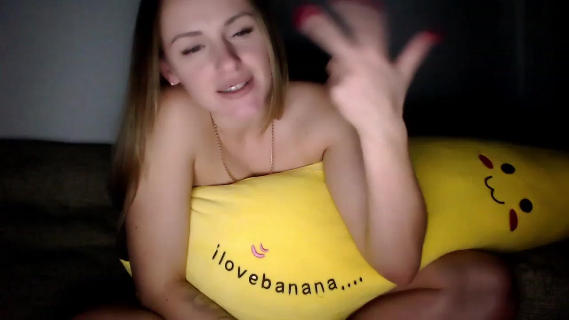 Gallery image thumbnail from CandyBunie's myfreecams stream on, 01/07/2023, 11:18 image 17 of 20