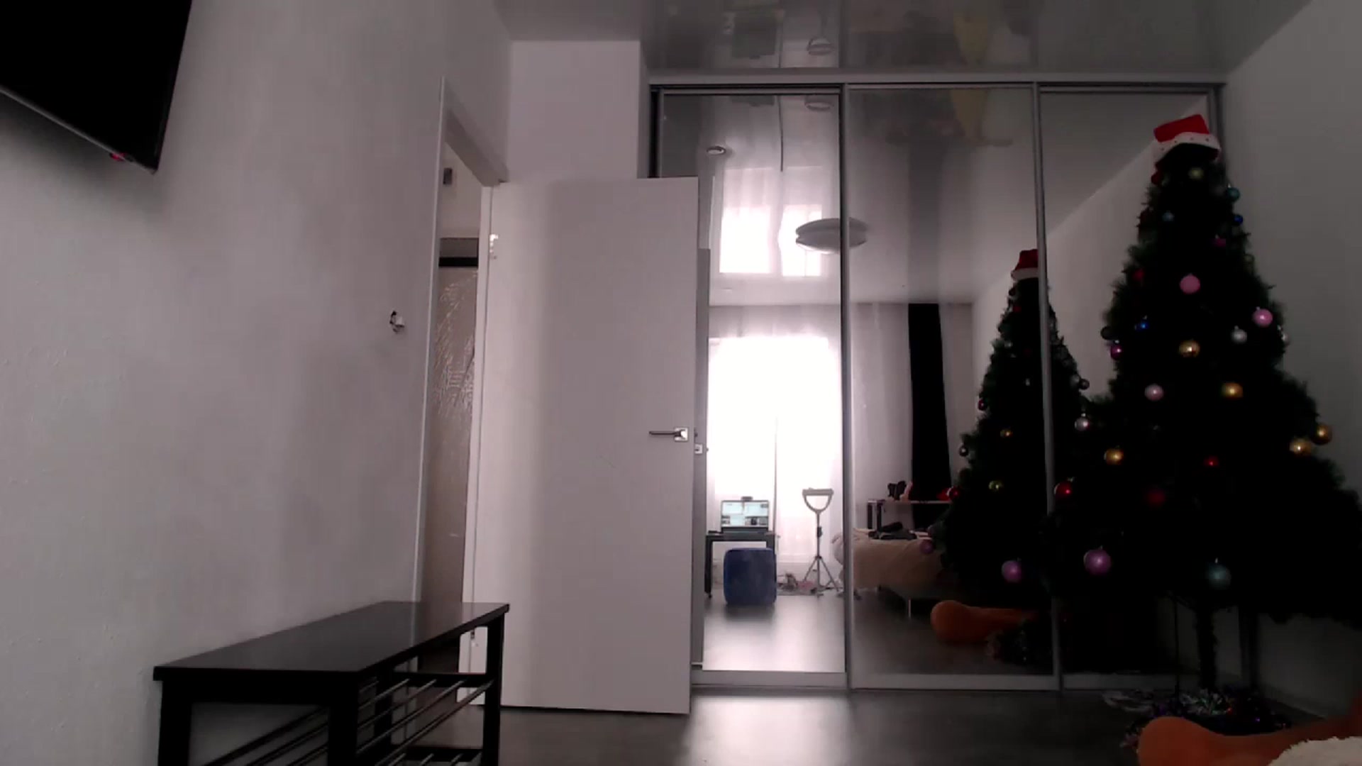 Gallery image thumbnail from CandyBunie's myfreecams stream on, 01/09/2023, 08:14 image 14 of 20
