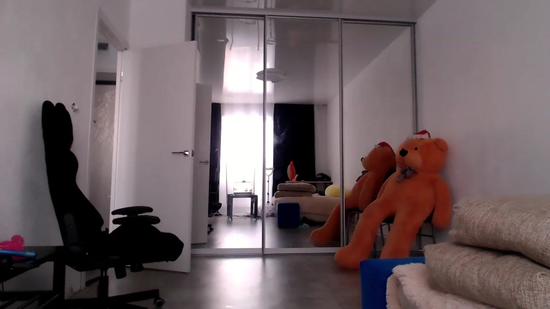 Gallery image thumbnail from CandyBunie's myfreecams stream on, 01/16/2023, 09:44 image 20 of 20
