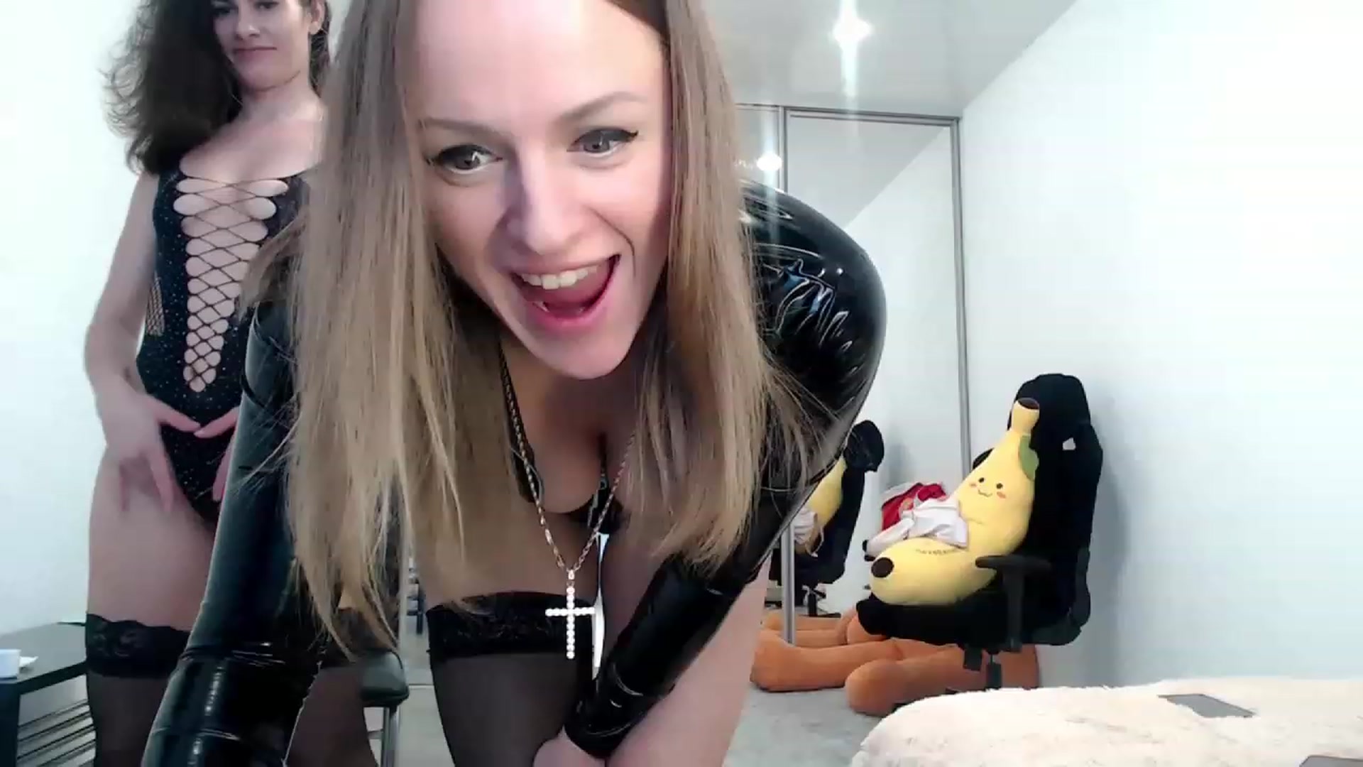 Gallery image thumbnail from CandyBunie's myfreecams stream on, 01/19/2023, 07:58 image 1 of 20