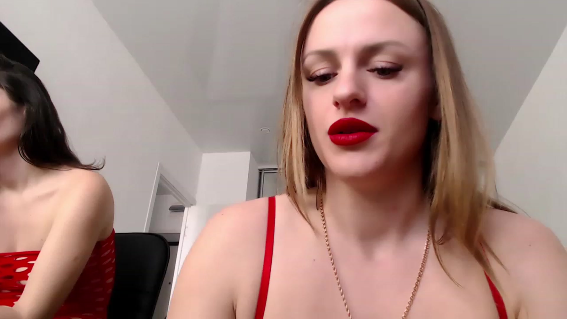 Gallery image thumbnail from CandyBunie's myfreecams stream on, 02/16/2023, 06:38 image 14 of 20