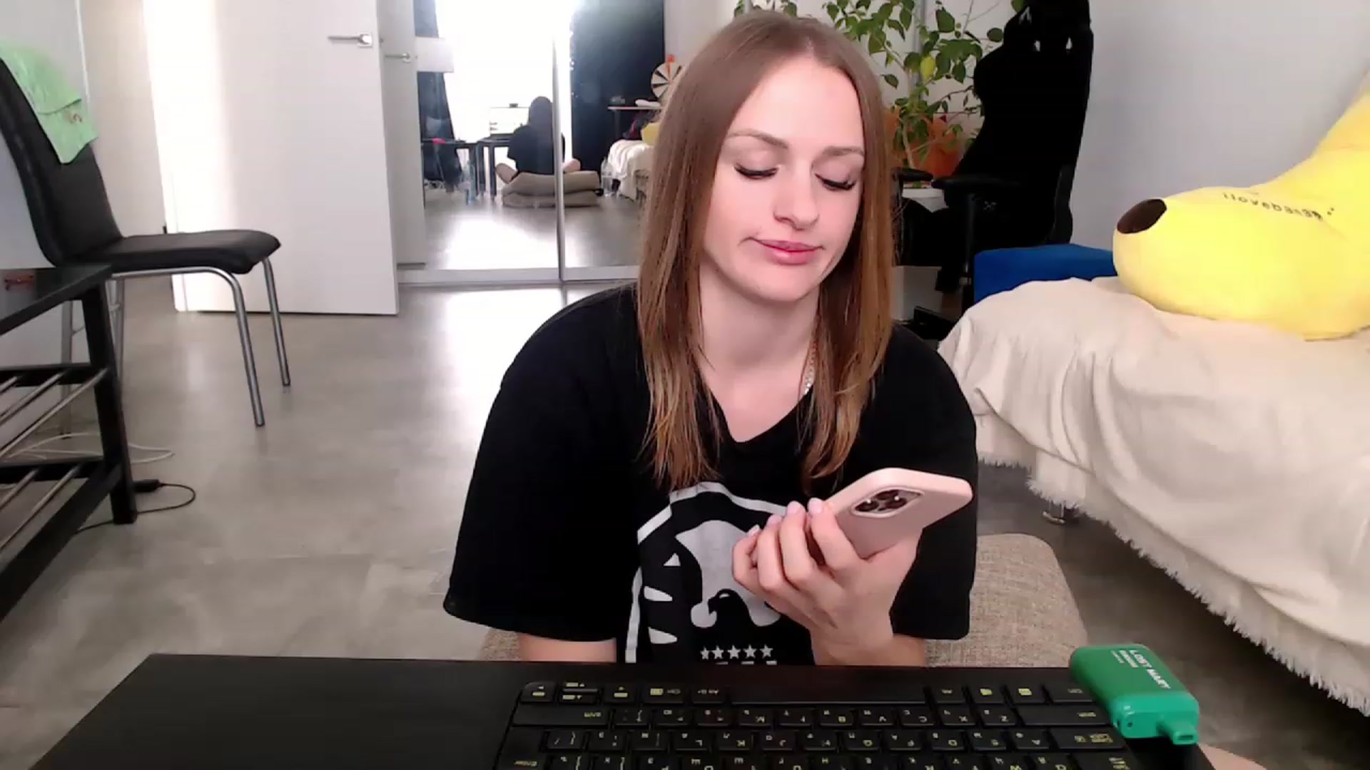 Gallery image thumbnail from CandyBunie's myfreecams stream on, 02/17/2023, 08:01 image 3 of 20
