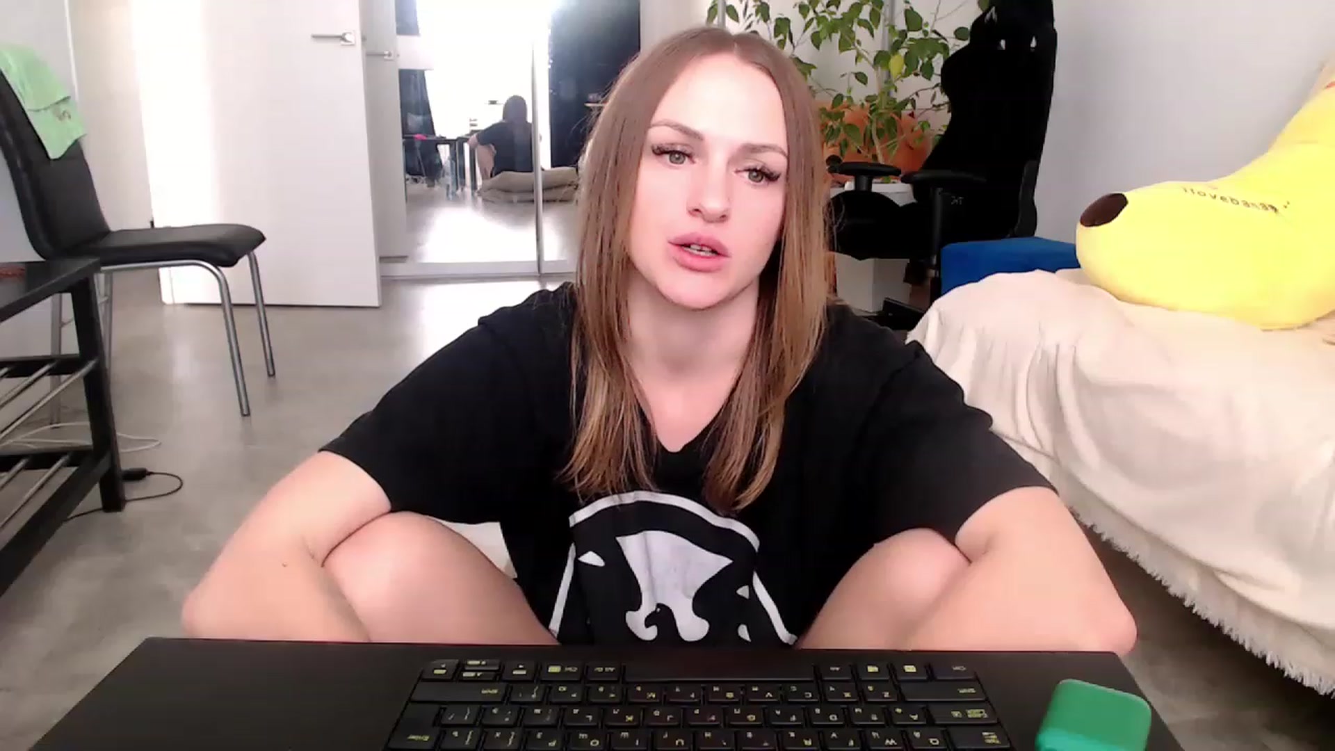 Gallery image thumbnail from CandyBunie's myfreecams stream on, 02/17/2023, 08:01 image 20 of 20