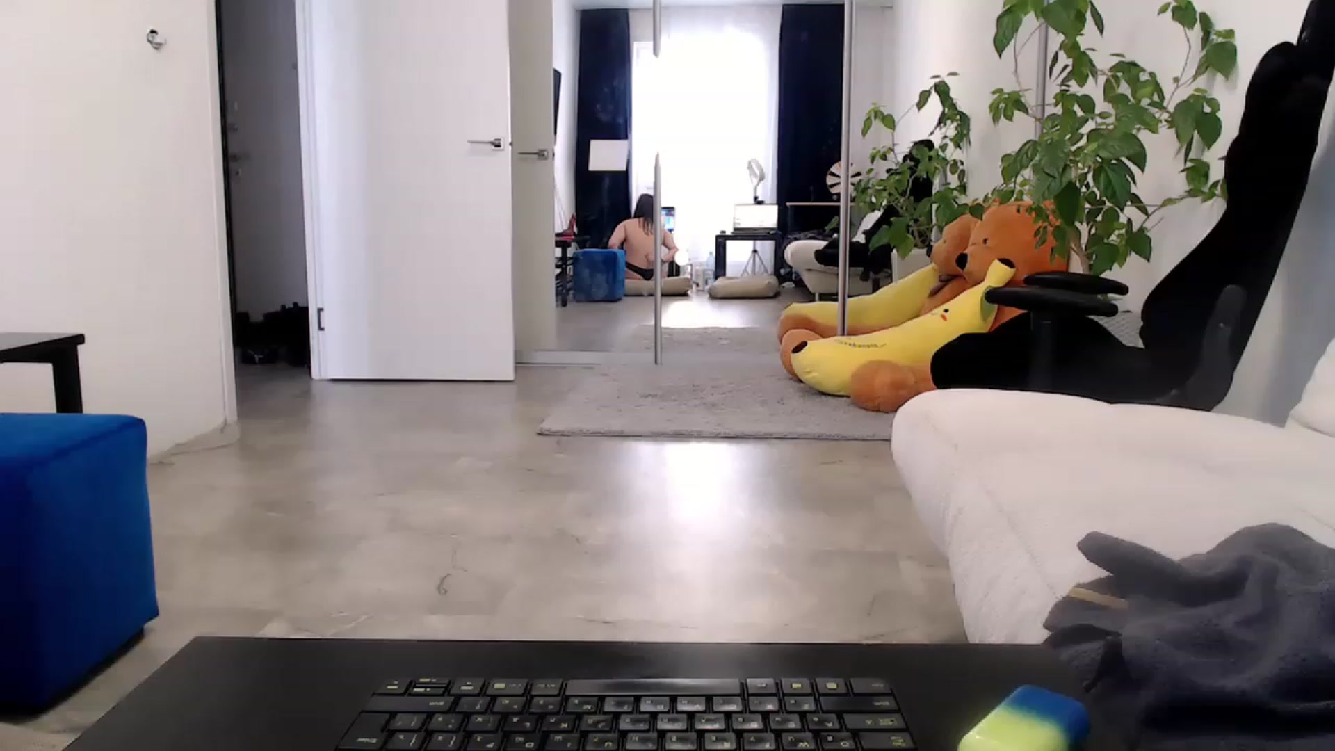 Gallery image thumbnail from CandyBunie's myfreecams stream on, 02/27/2023, 07:36 image 2 of 20