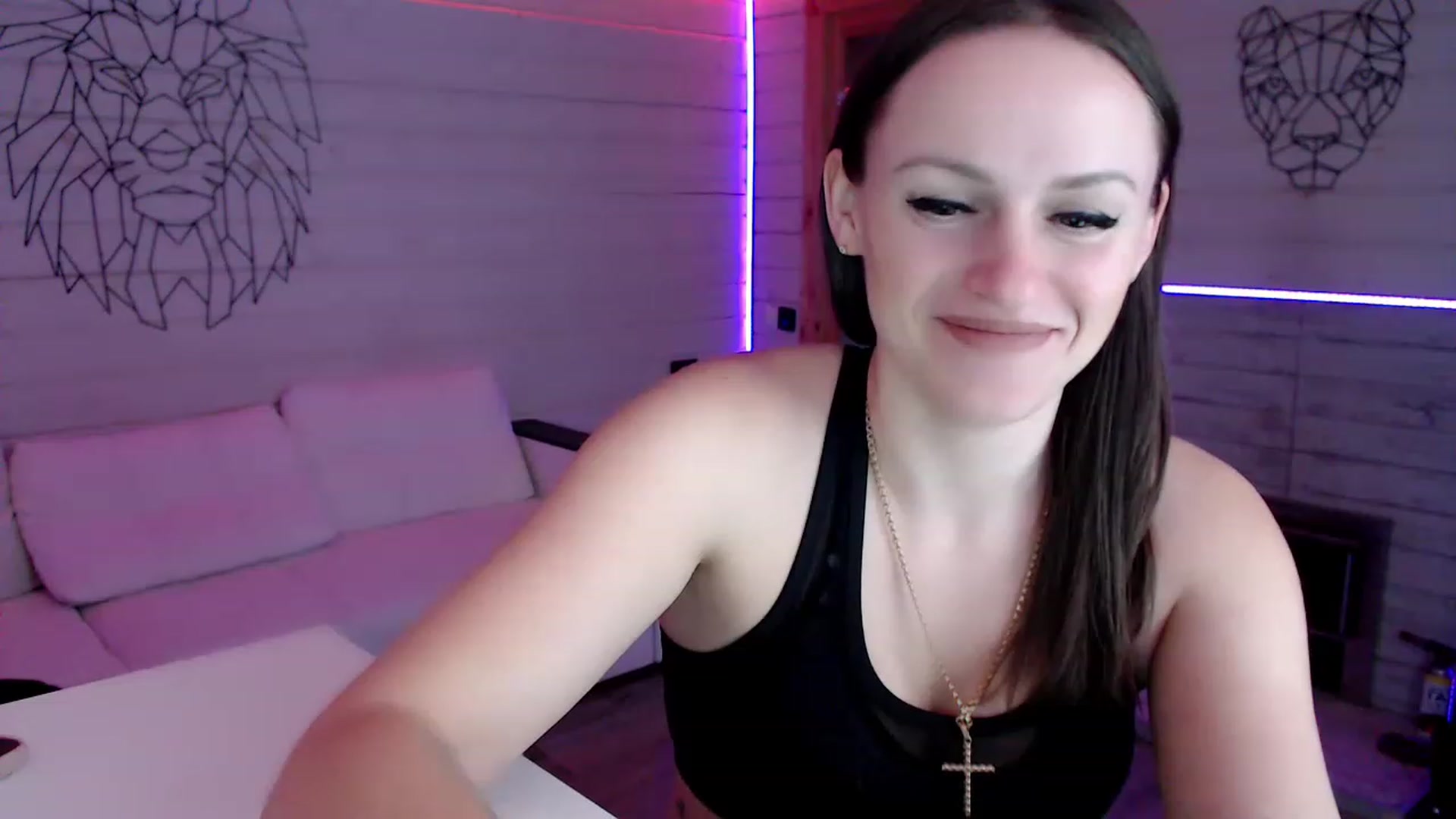 Gallery image thumbnail from CandyBunie's myfreecams stream on, 03/14/2023, 12:17 image 15 of 20