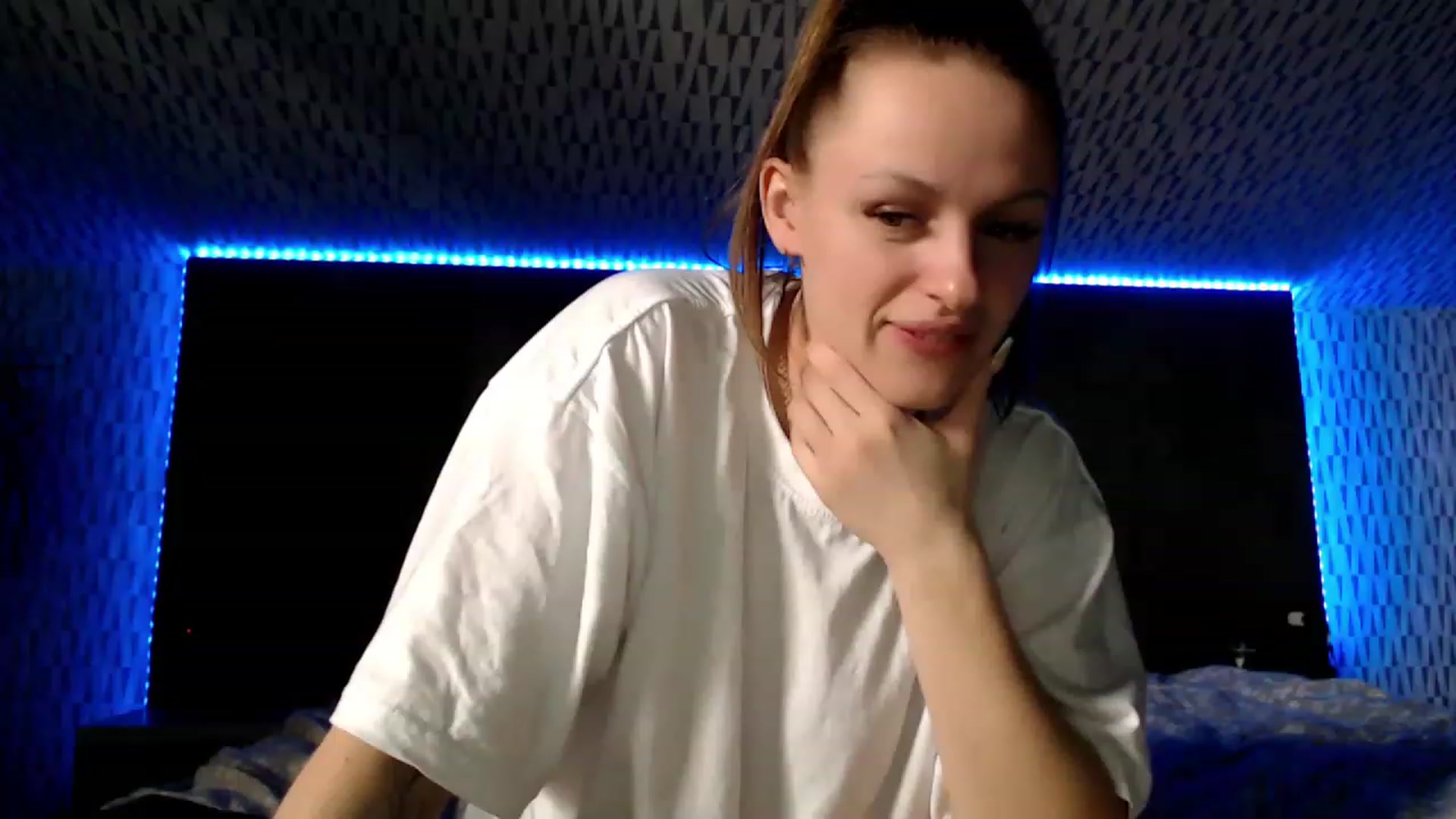 Gallery image thumbnail from CandyBunie's myfreecams stream on, 03/31/2023, 11:20 image 4 of 20