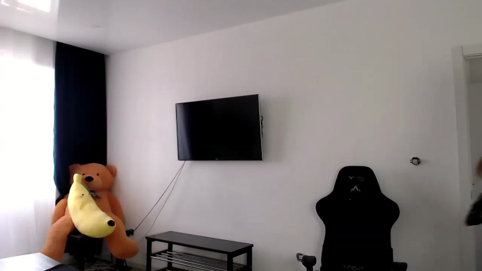 Gallery image thumbnail from CandyBunie's myfreecams stream on, 04/05/2023, 07:34 image 11 of 20