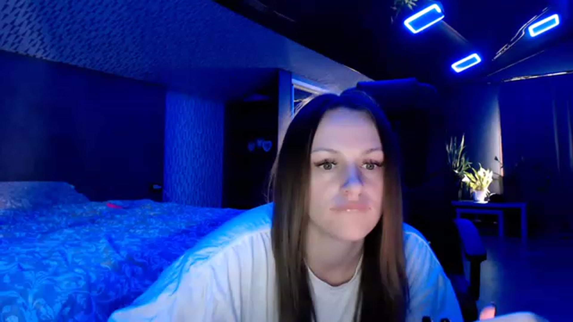 Gallery image thumbnail from CandyBunie's myfreecams stream on, 04/17/2023, 05:32 image 4 of 20