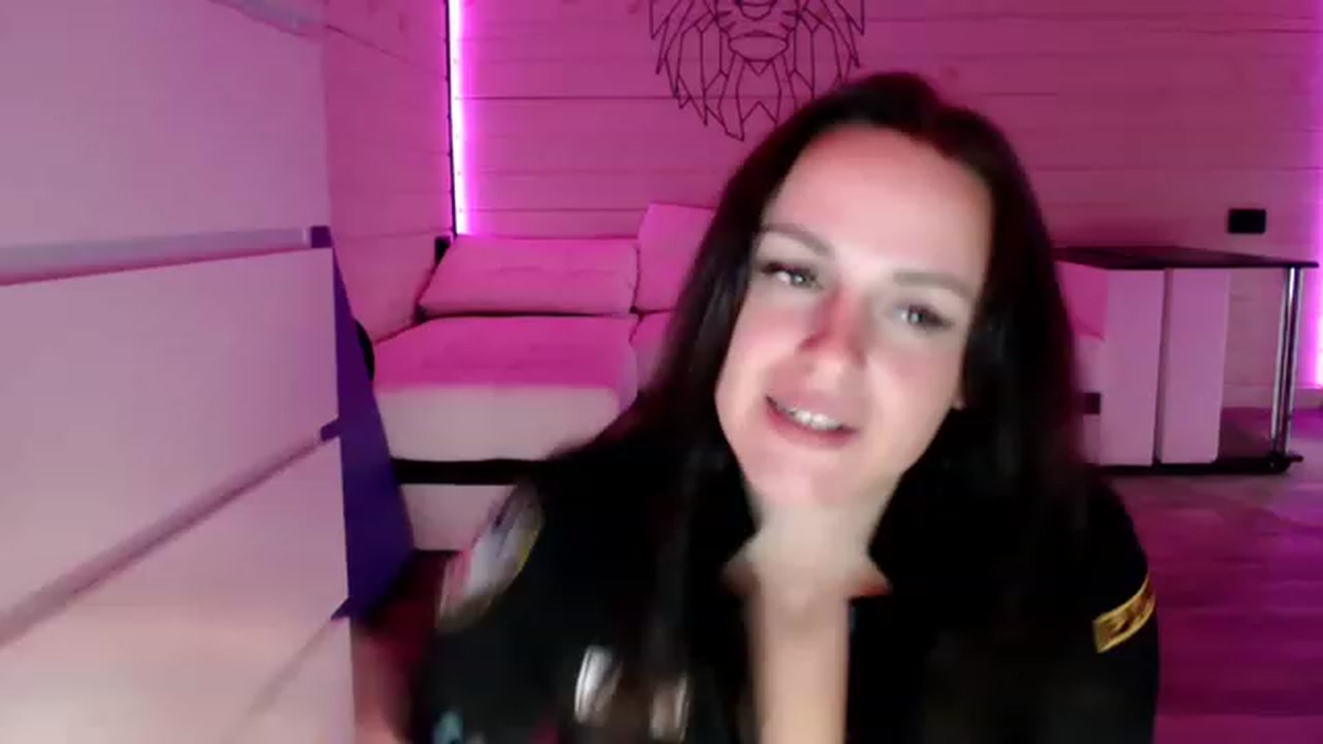 Gallery image thumbnail from CandyBunie's myfreecams stream on, 06/20/2023, 06:22 image 19 of 20