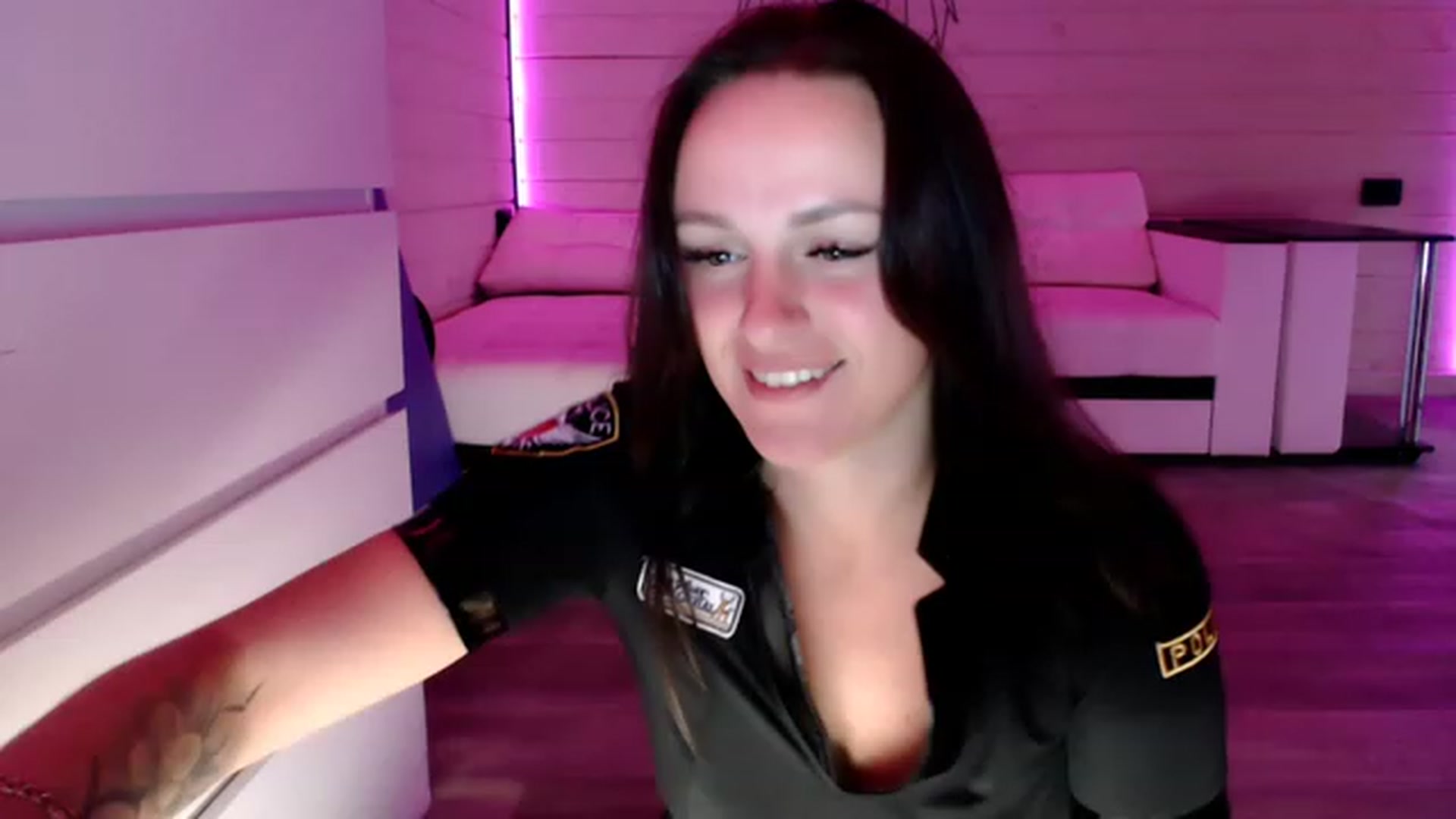 Gallery image thumbnail from CandyBunie's myfreecams stream on, 06/20/2023, 06:22 image 15 of 20