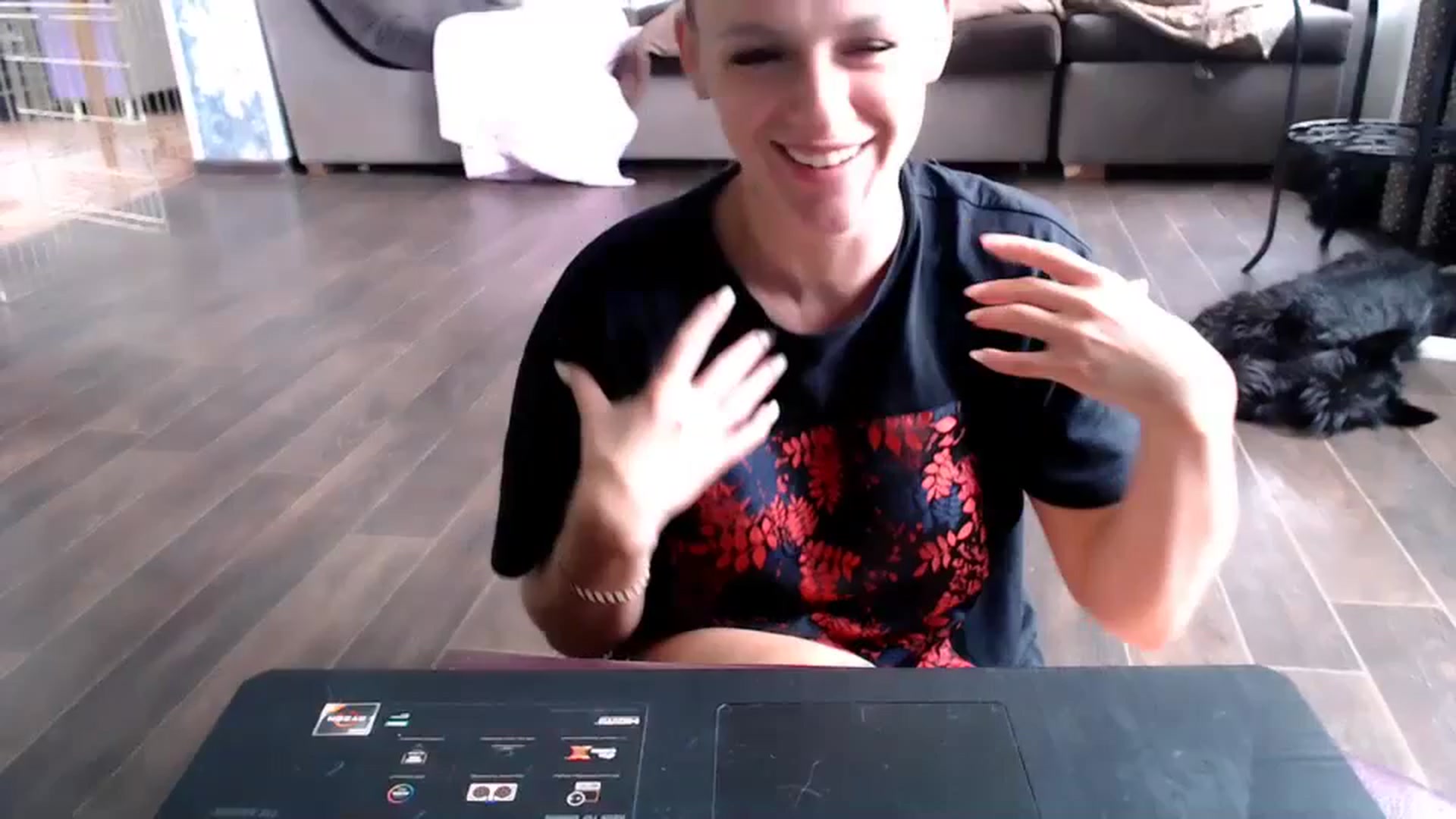 Gallery image thumbnail from CandyBunie's myfreecams stream on, 07/17/2023, 05:46 image 17 of 20