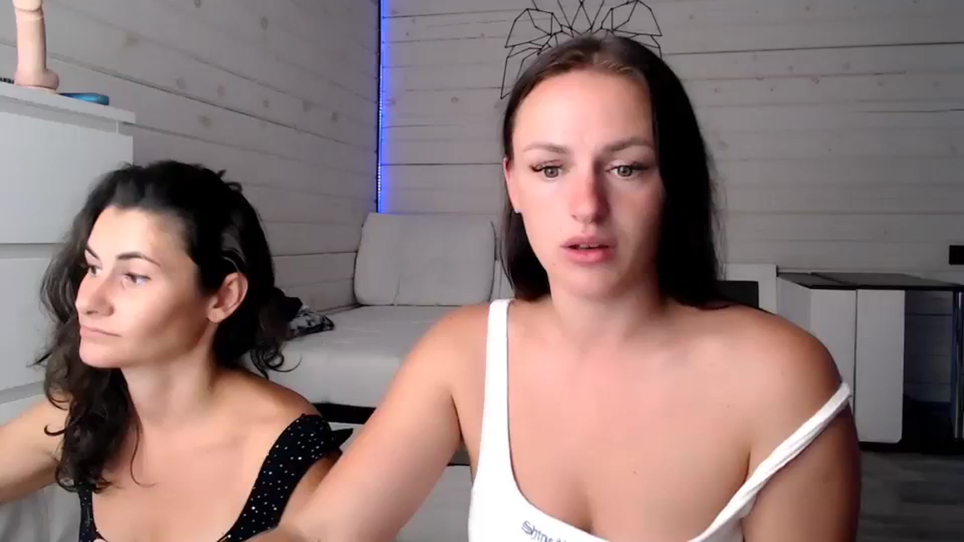 Gallery image thumbnail from CandyBunie's myfreecams stream on, 07/30/2023, 06:14 image 1 of 20