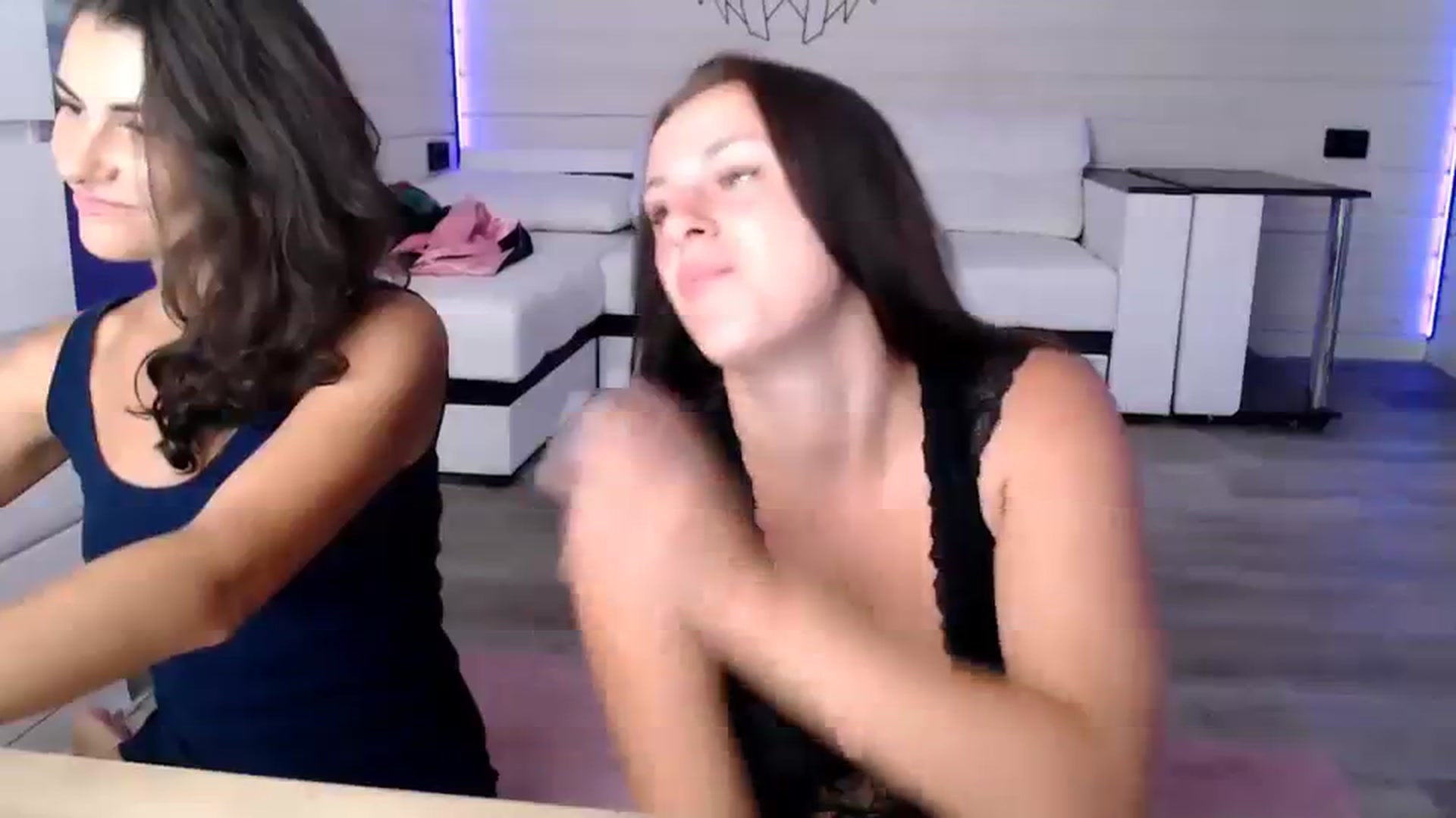 Gallery image thumbnail from CandyBunie's myfreecams stream on, 08/03/2023, 04:51 image 5 of 20