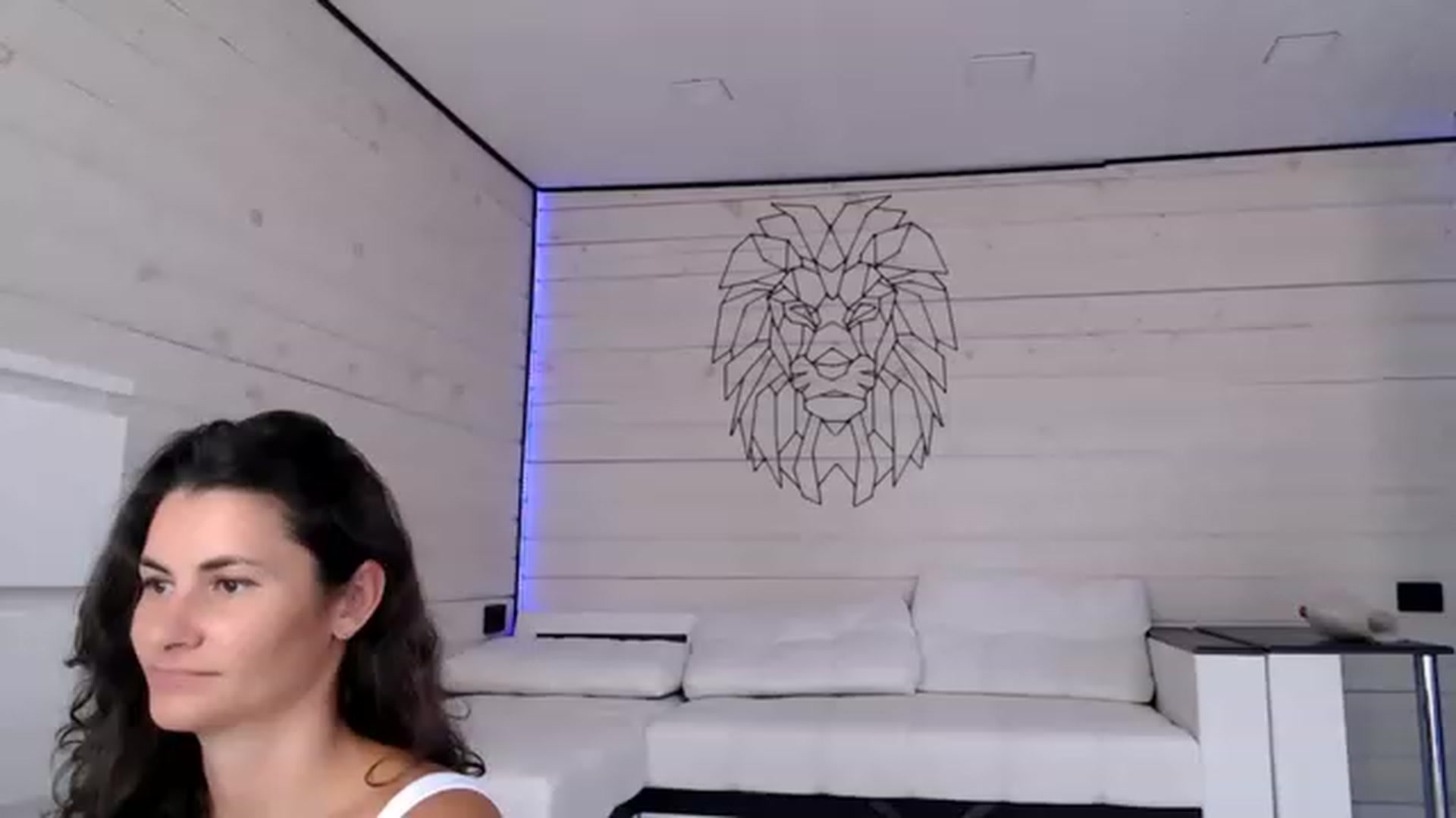 Gallery image thumbnail from CandyBunie's myfreecams stream on, 08/04/2023, 05:24 image 16 of 20