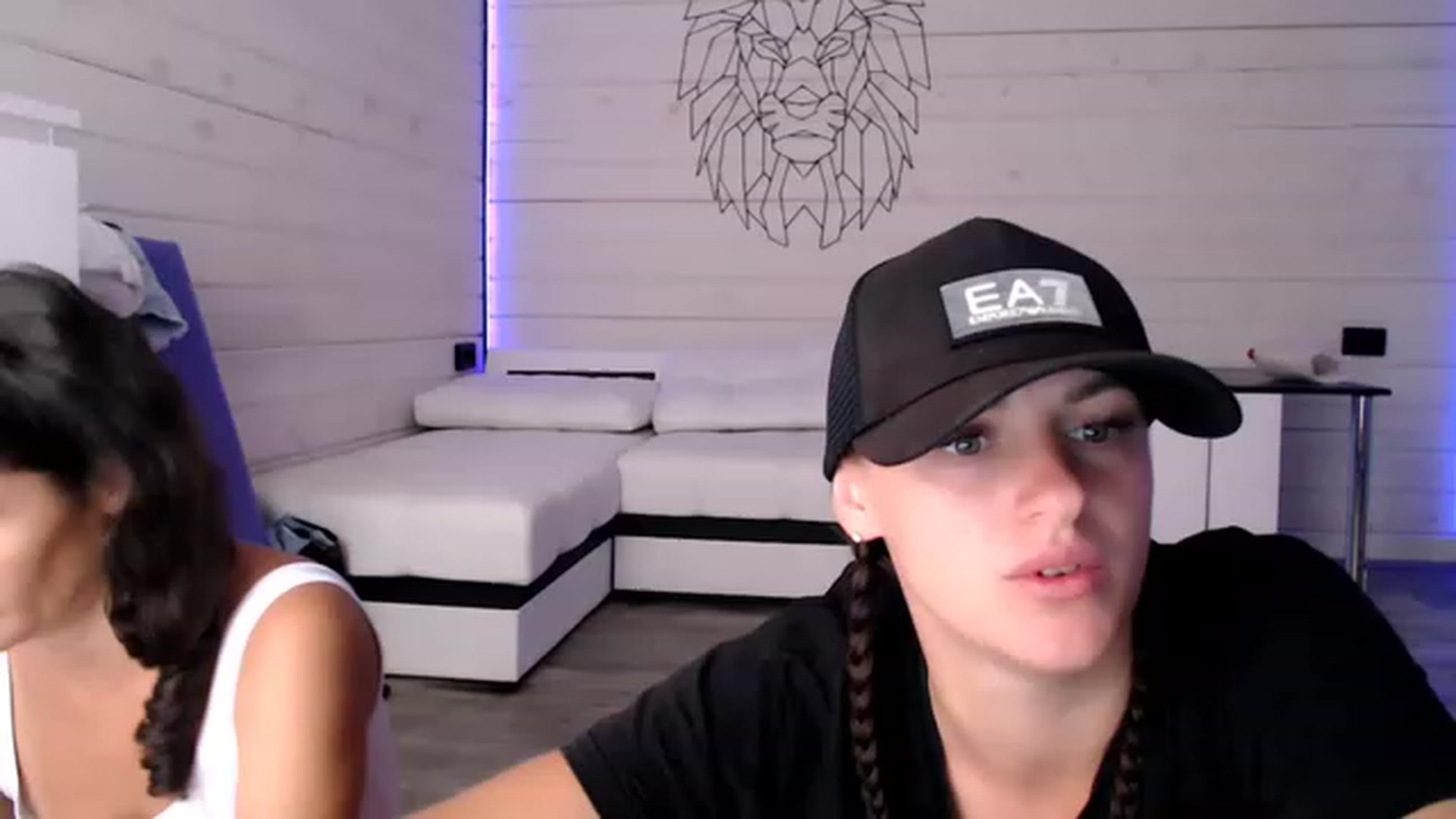 Gallery image thumbnail from CandyBunie's myfreecams stream on, 08/04/2023, 05:24 image 1 of 20