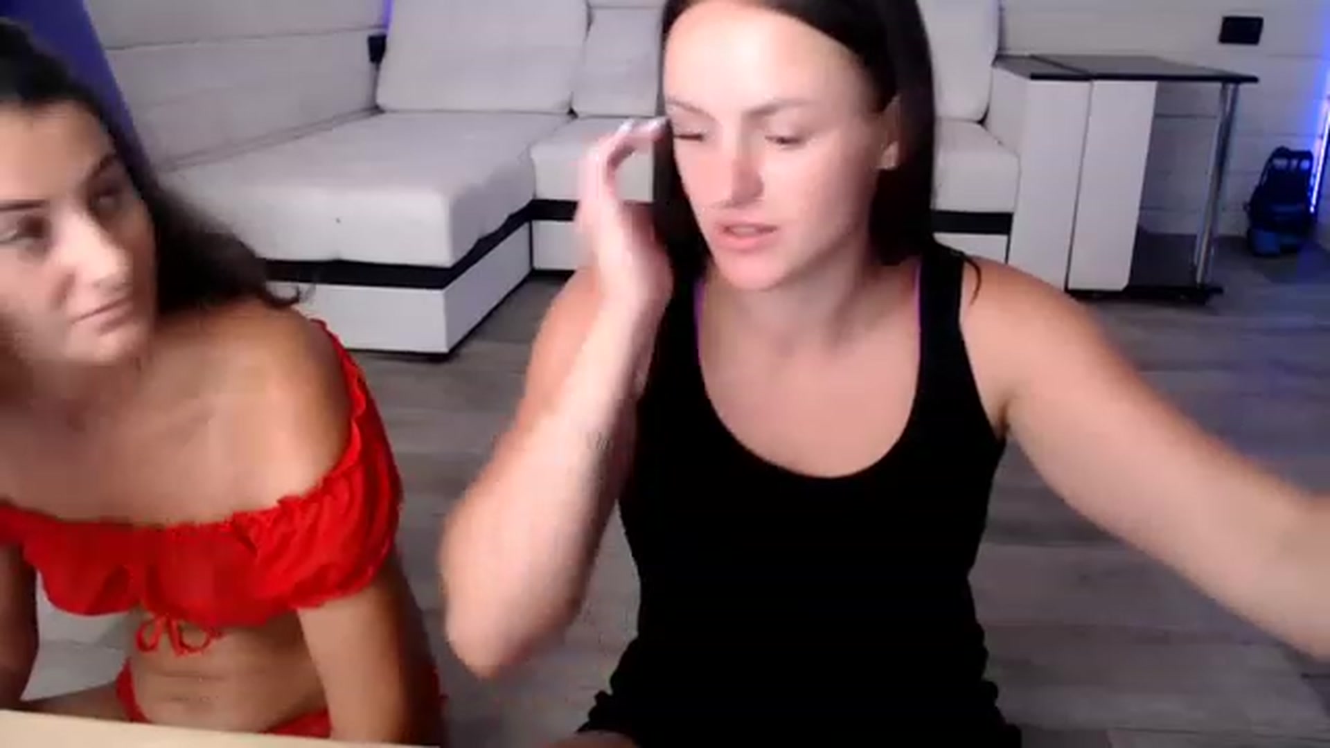 Gallery image thumbnail from CandyBunie's myfreecams stream on, 08/09/2023, 05:49 image 18 of 20