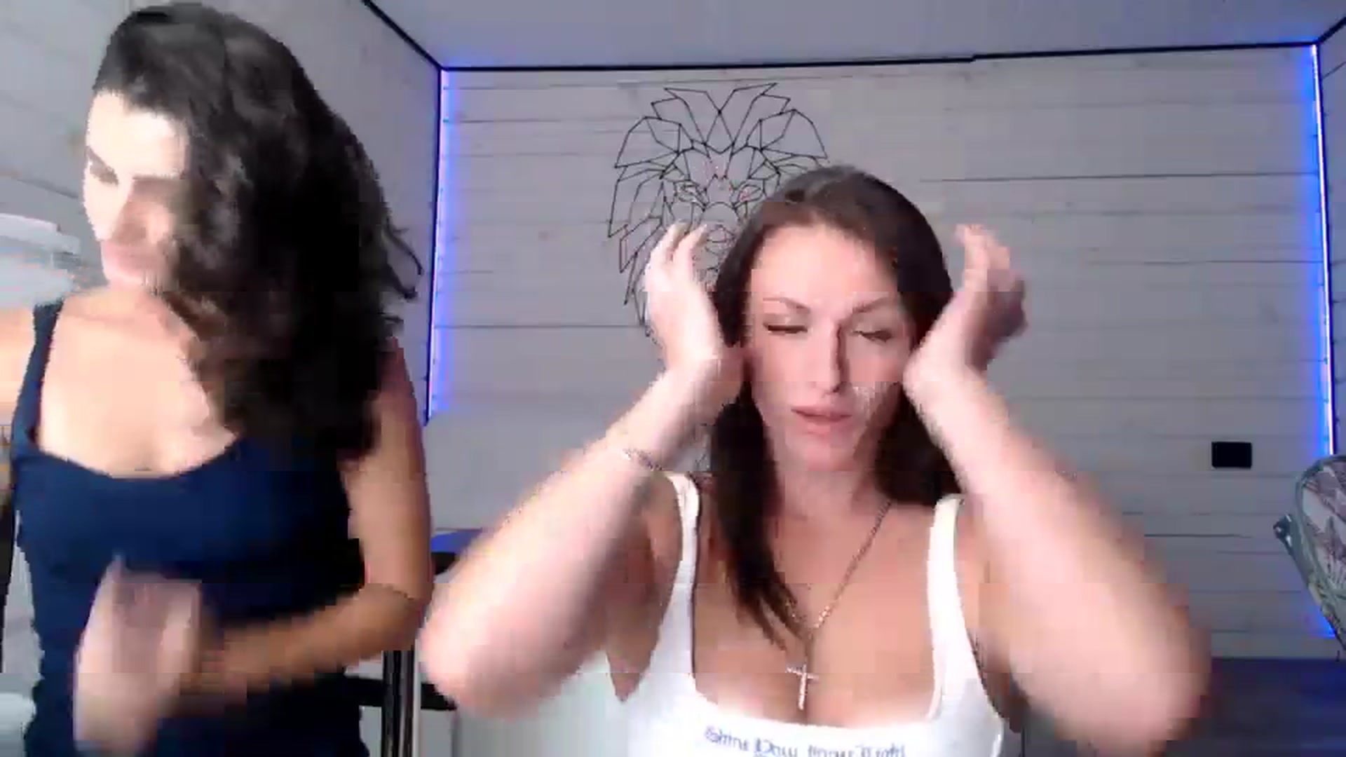 Gallery image thumbnail from CandyBunie's myfreecams stream on, 08/13/2023, 05:27 image 10 of 20