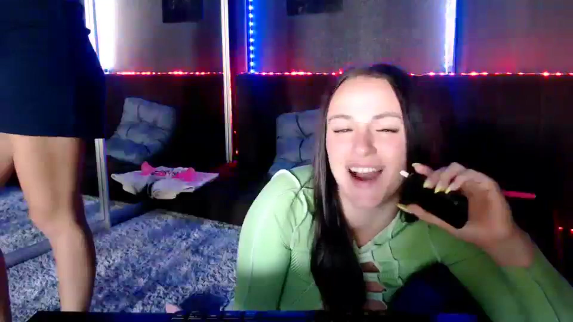 Gallery image thumbnail from CandyBunie's myfreecams stream on, 09/11/2023, 05:25 image 16 of 20