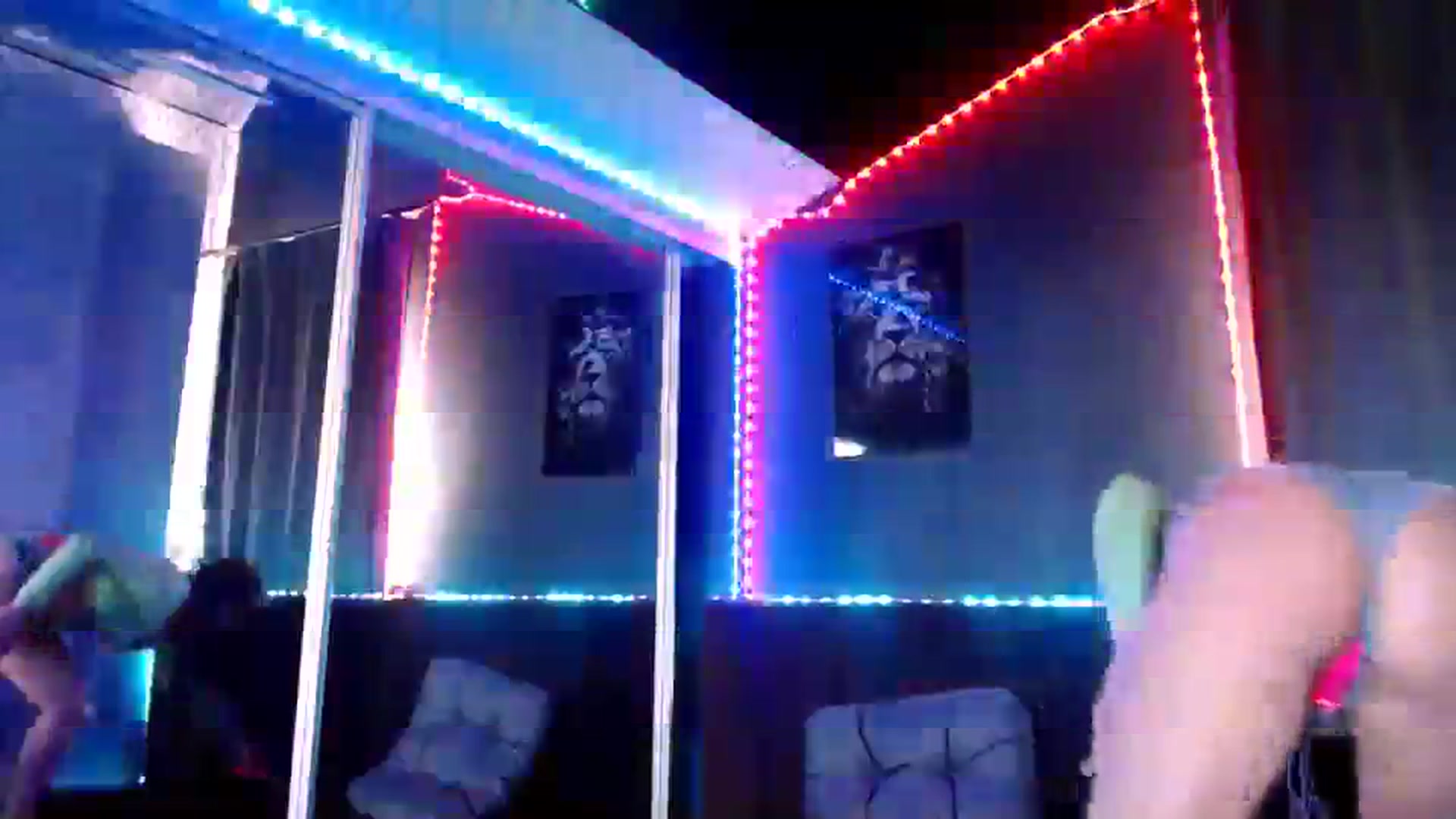 Gallery image thumbnail from CandyBunie's myfreecams stream on, 09/11/2023, 06:04 image 15 of 20