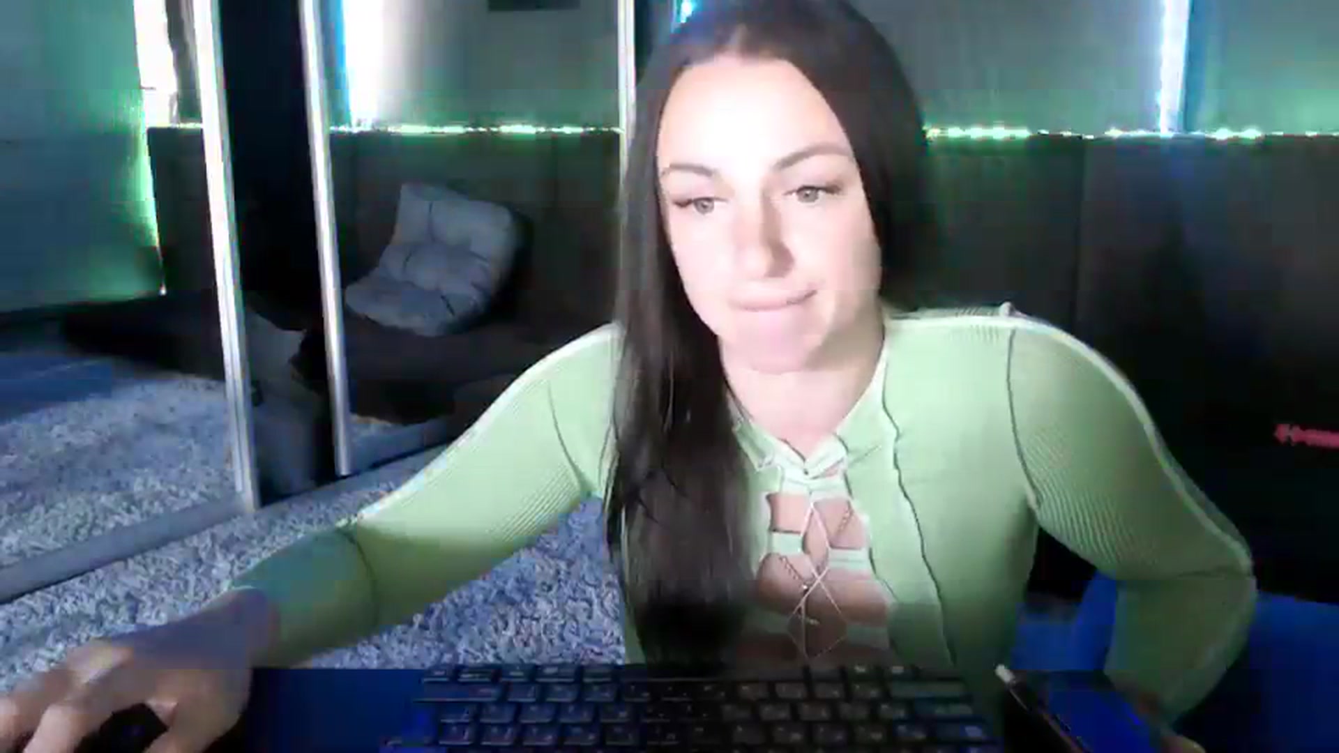 Gallery image thumbnail from CandyBunie's myfreecams stream on, 09/11/2023, 06:04 image 2 of 20