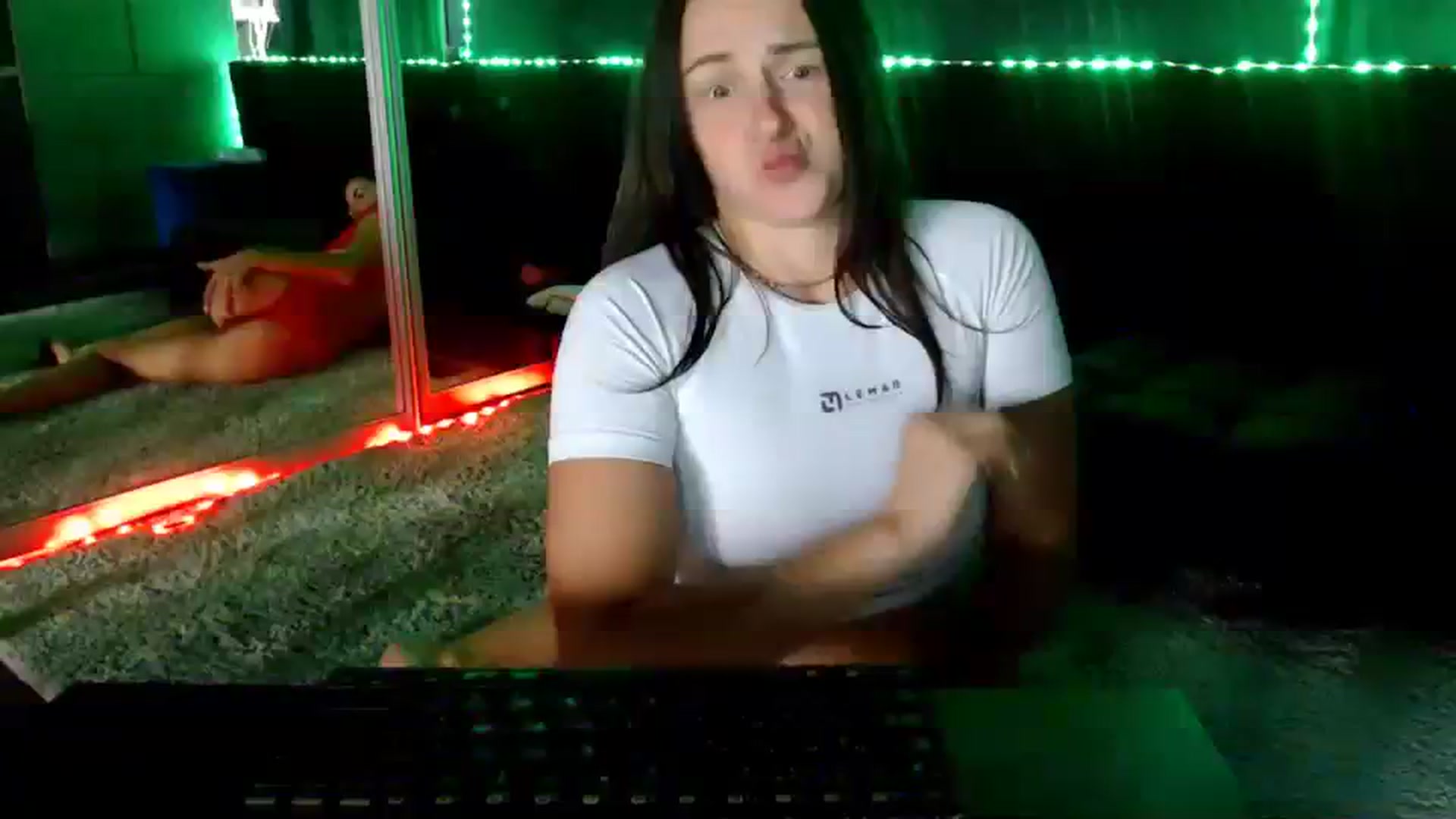 Gallery image thumbnail from CandyBunie's myfreecams stream on, 09/12/2023, 05:56 image 7 of 20