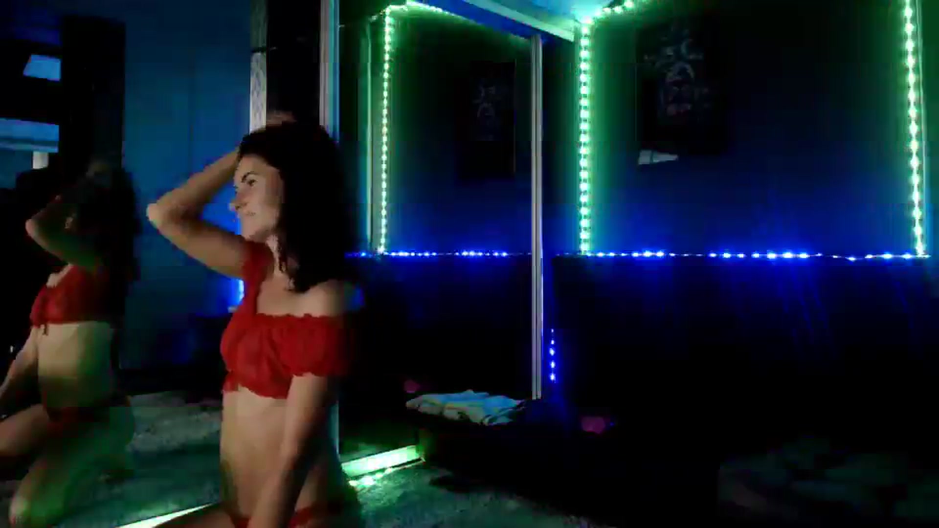 Gallery image thumbnail from CandyBunie's myfreecams stream on, 09/12/2023, 05:56 image 17 of 20