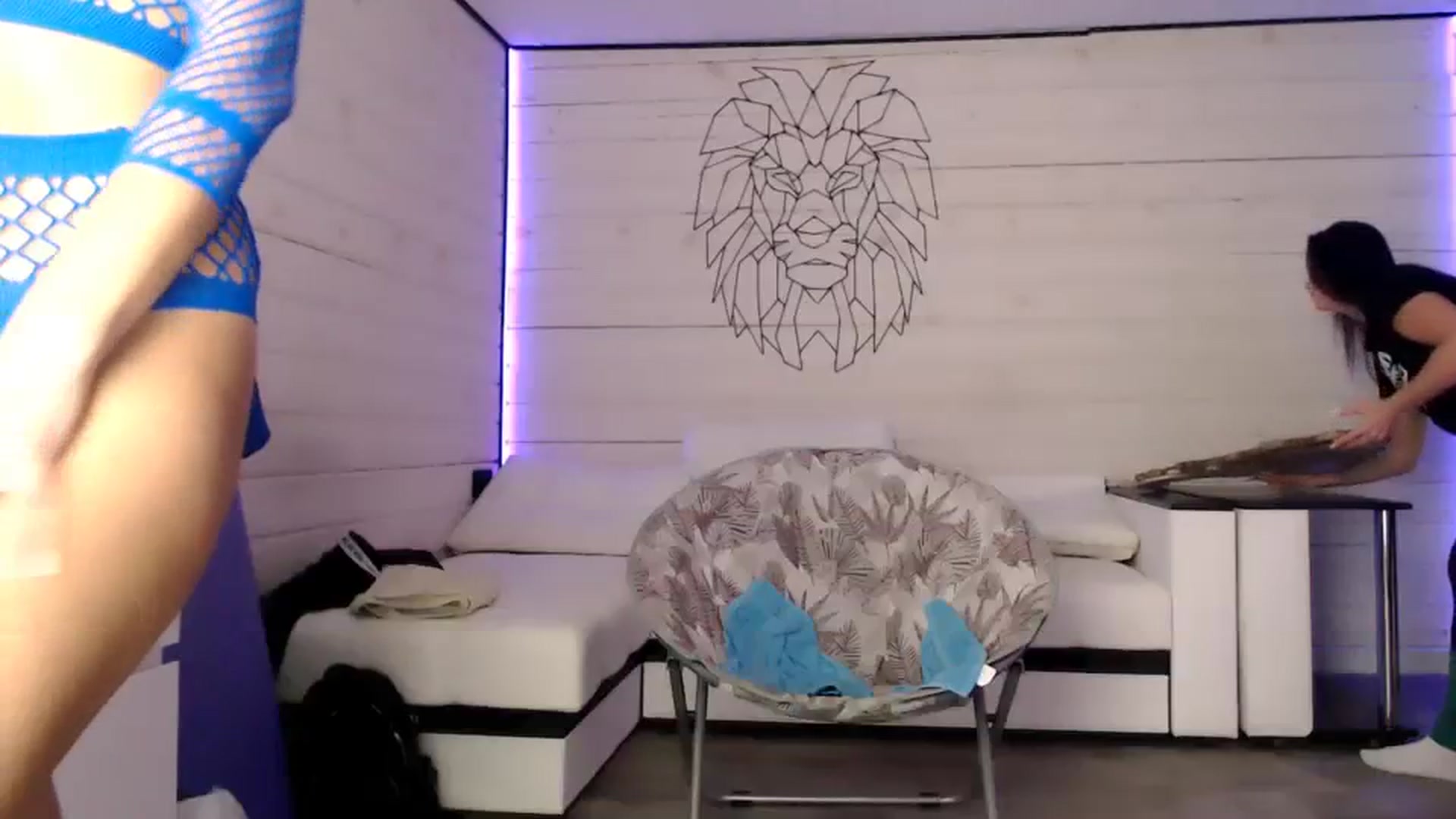 Gallery image thumbnail from CandyBunie's myfreecams stream on, 09/18/2023, 03:40 image 6 of 20