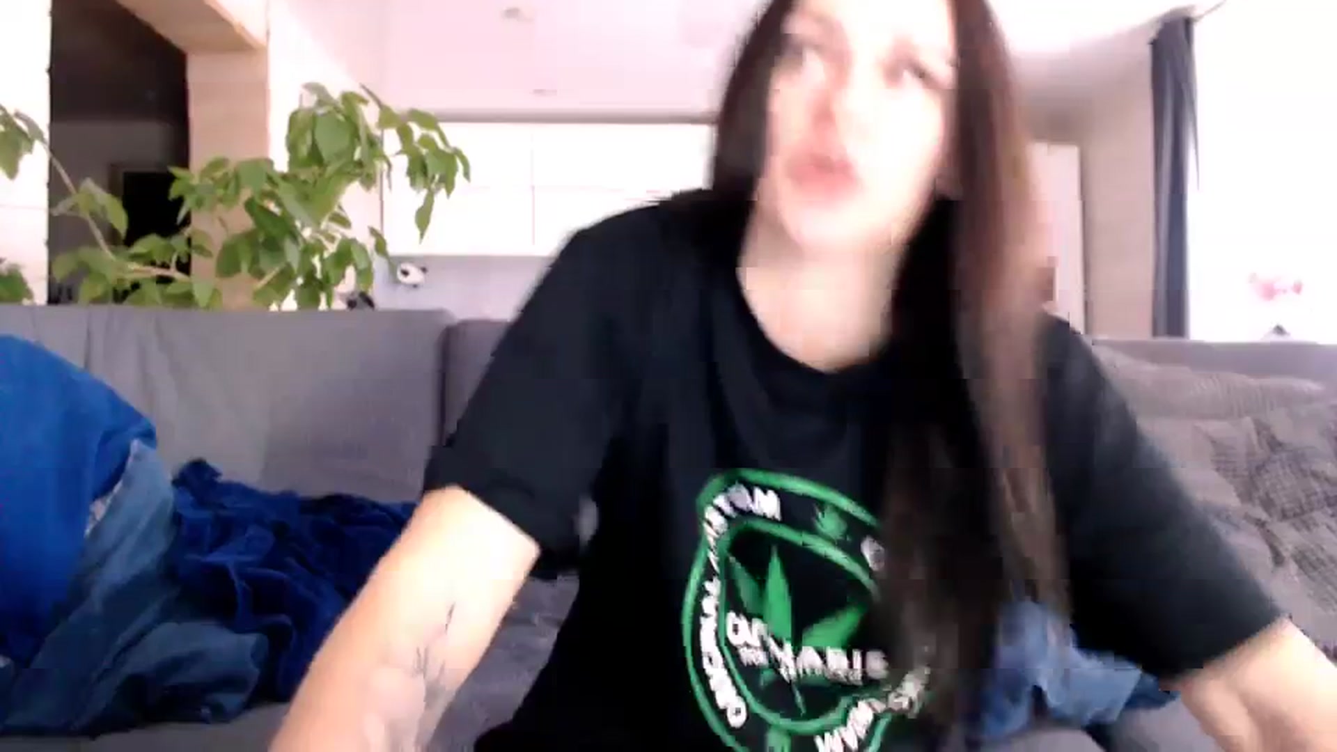 Gallery image thumbnail from CandyBunie's myfreecams stream on, 11/16/2023, 05:25 image 4 of 20