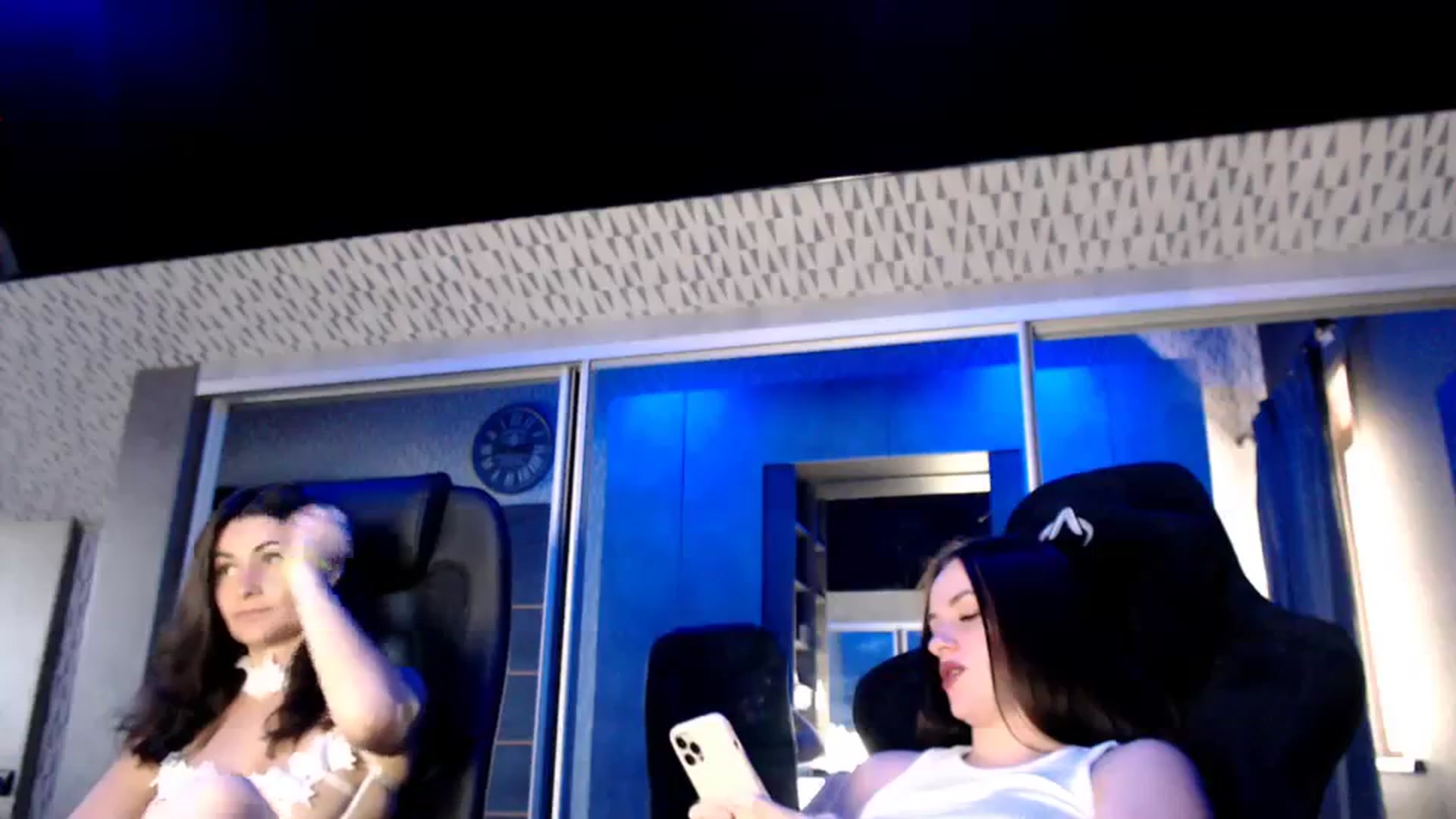Gallery image thumbnail from CandyBunie's myfreecams stream on, 11/22/2023, 05:09 image 5 of 20
