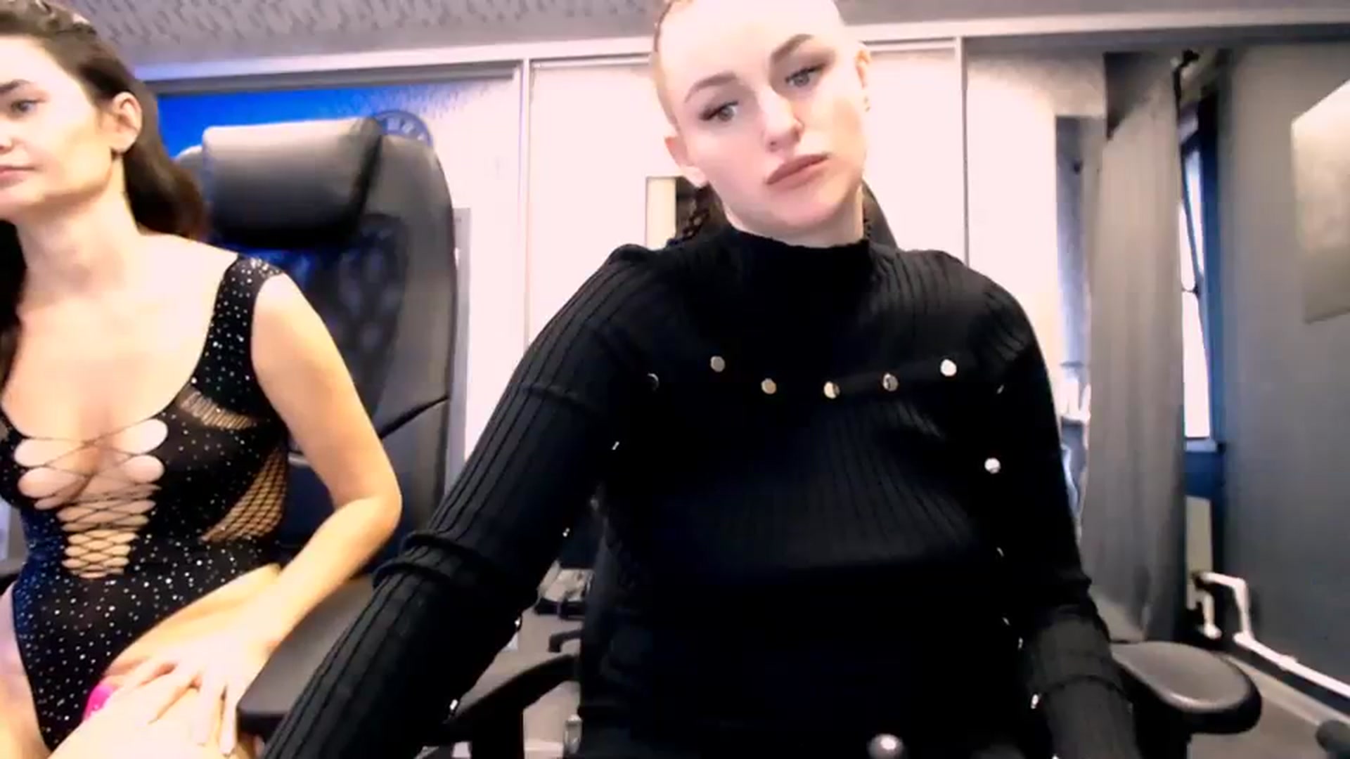 Gallery image thumbnail from CandyBunie's myfreecams stream on, 11/24/2023, 05:24 image 20 of 20