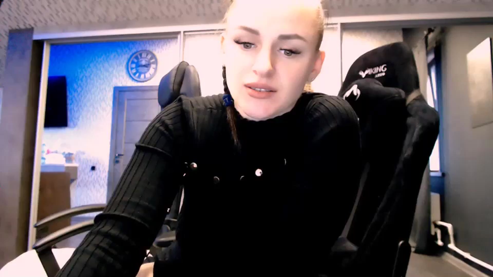 Gallery image thumbnail from CandyBunie's myfreecams stream on, 11/24/2023, 05:59 image 2 of 20