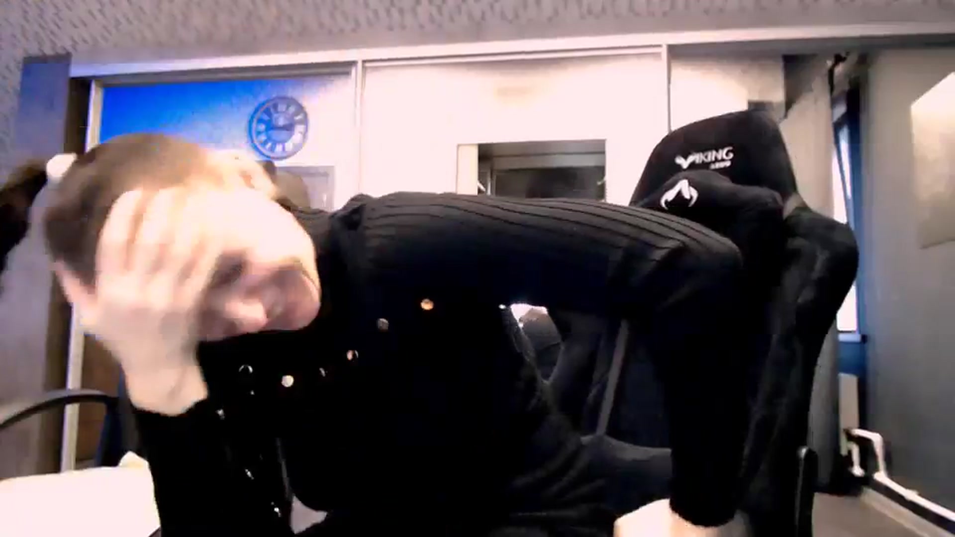 Gallery image thumbnail from CandyBunie's myfreecams stream on, 11/24/2023, 05:59 image 3 of 20