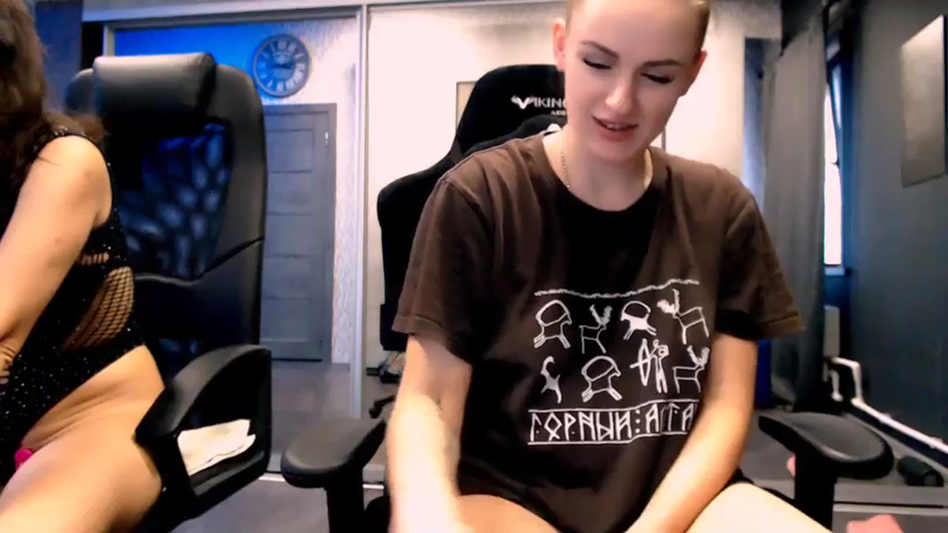 Gallery image thumbnail from CandyBunie's myfreecams stream on, 11/24/2023, 05:59 image 10 of 20
