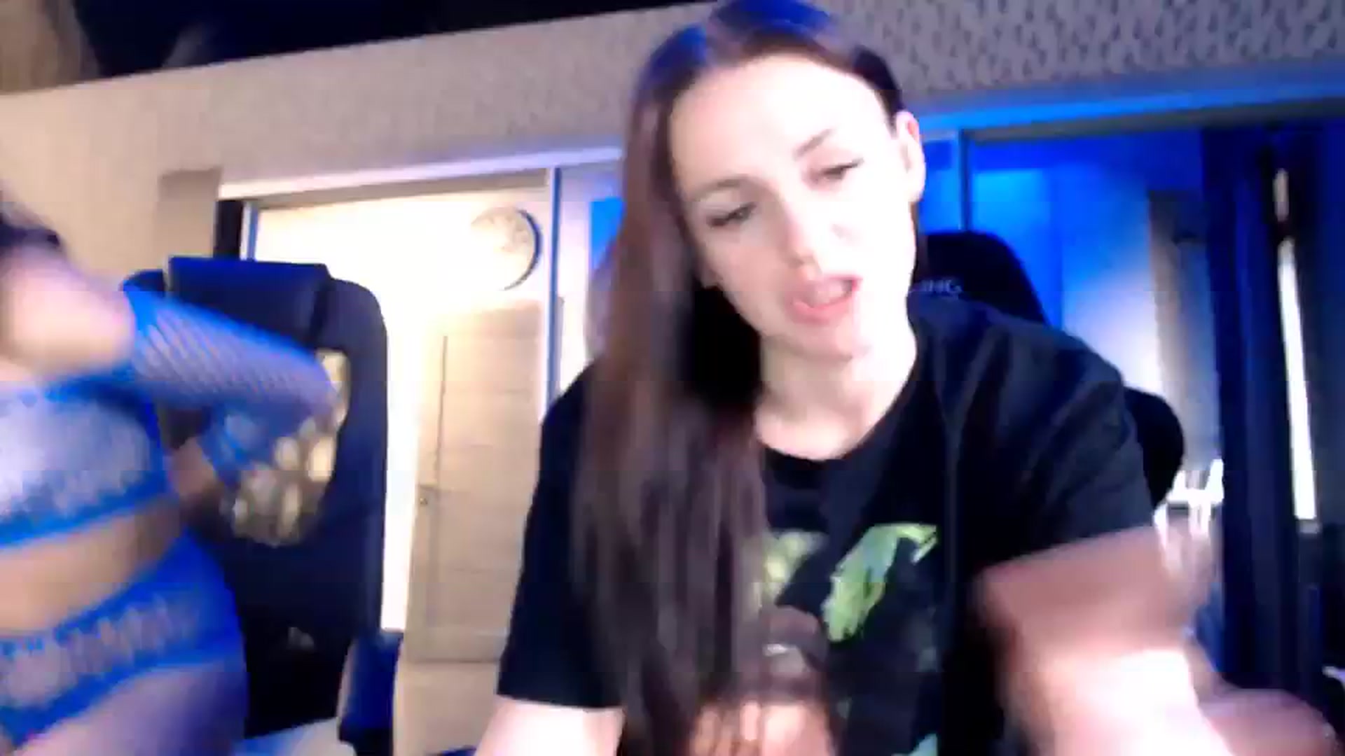 Gallery image thumbnail from CandyBunie's myfreecams stream on, 11/25/2023, 05:39 image 3 of 20