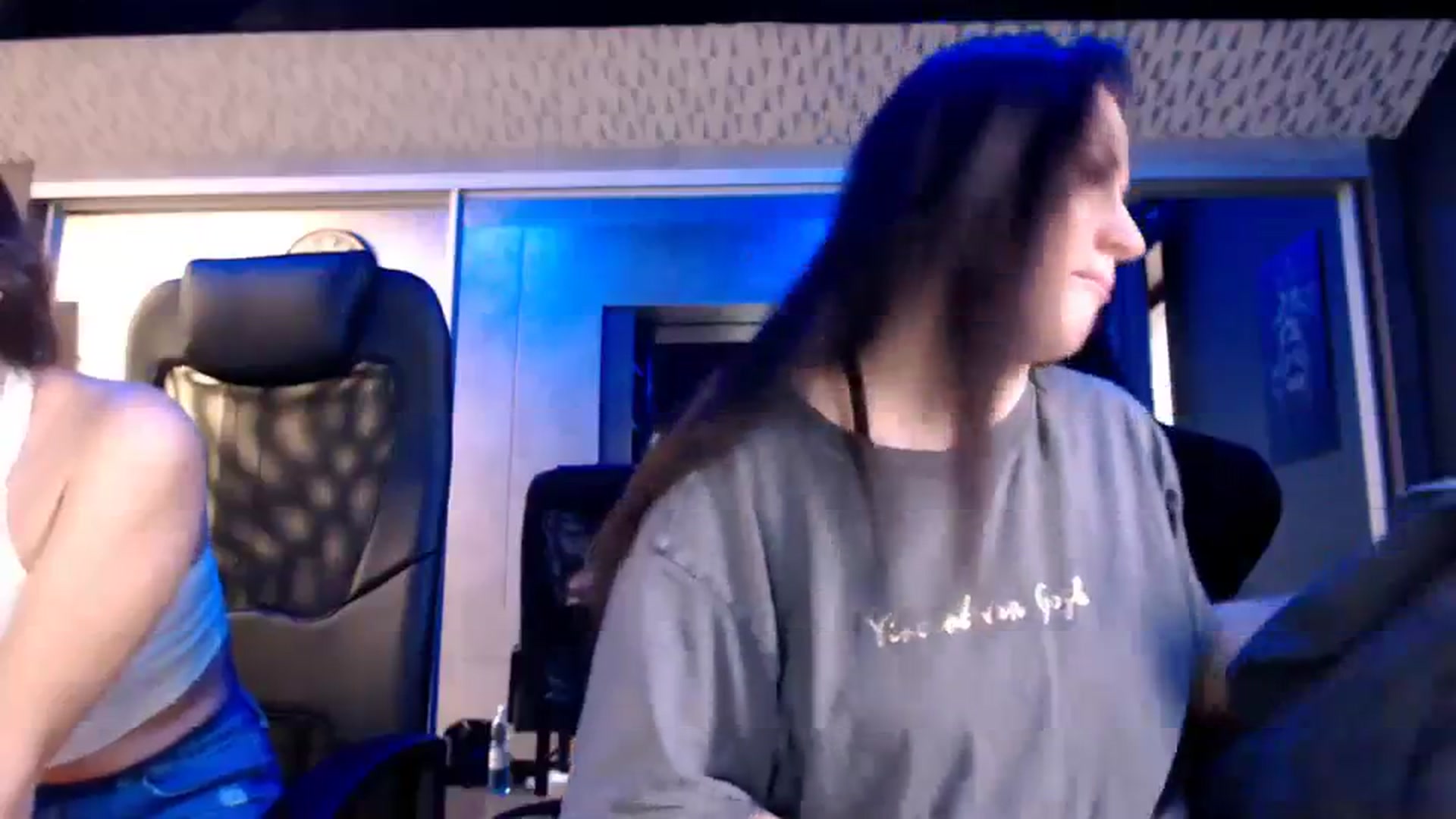 Gallery image thumbnail from CandyBunie's myfreecams stream on, 11/27/2023, 04:02 image 4 of 20