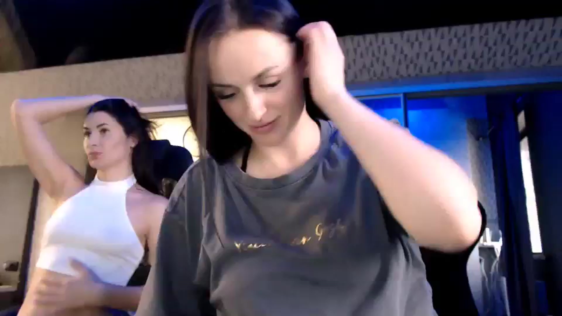 Gallery image thumbnail from CandyBunie's myfreecams stream on, 11/27/2023, 04:02 image 20 of 20