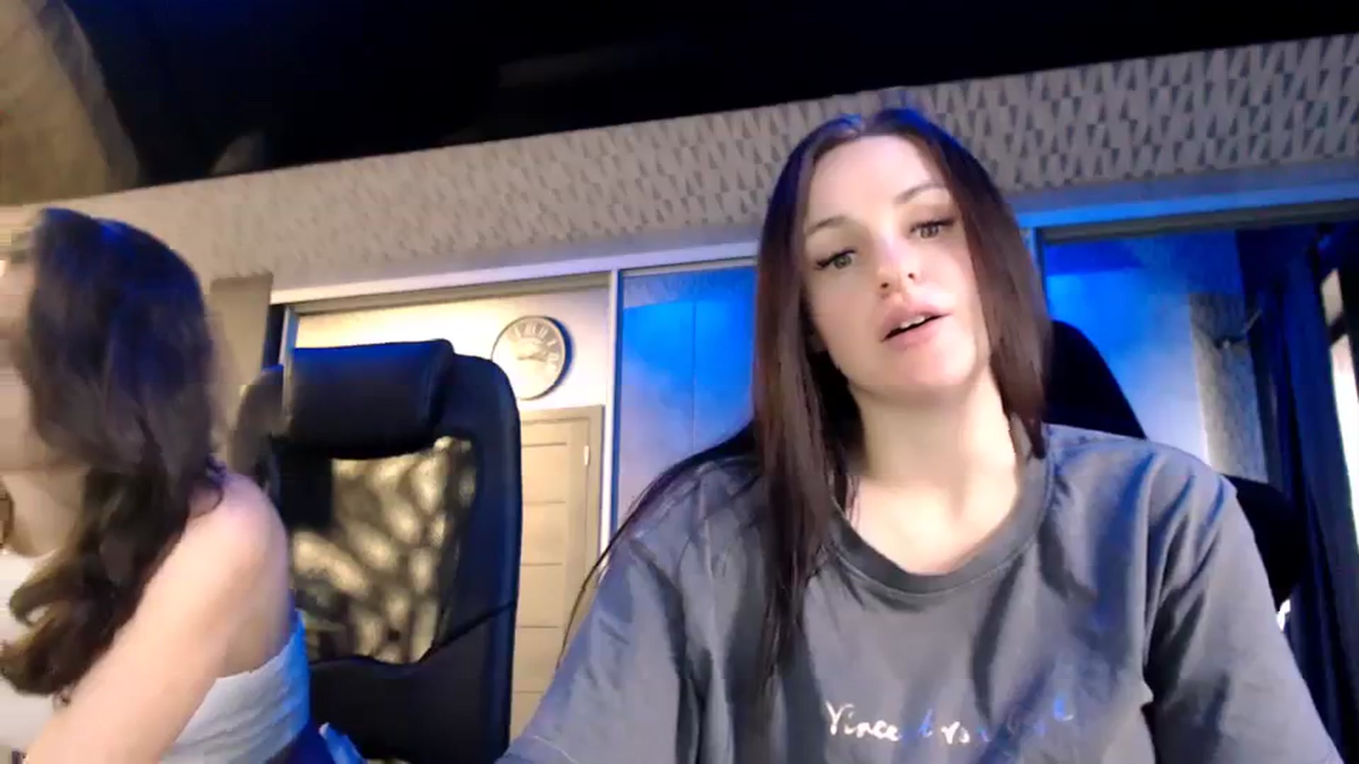 Gallery image thumbnail from CandyBunie's myfreecams stream on, 11/27/2023, 04:02 image 16 of 20