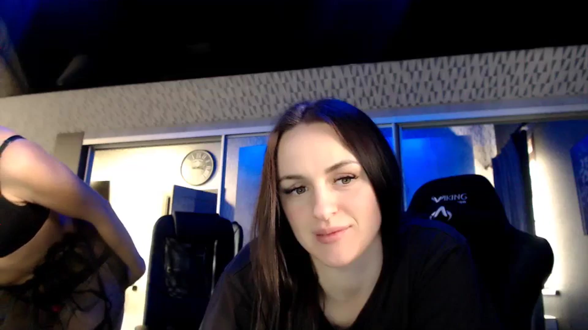 Gallery image thumbnail from CandyBunie's myfreecams stream on, 11/29/2023, 04:56 image 4 of 20