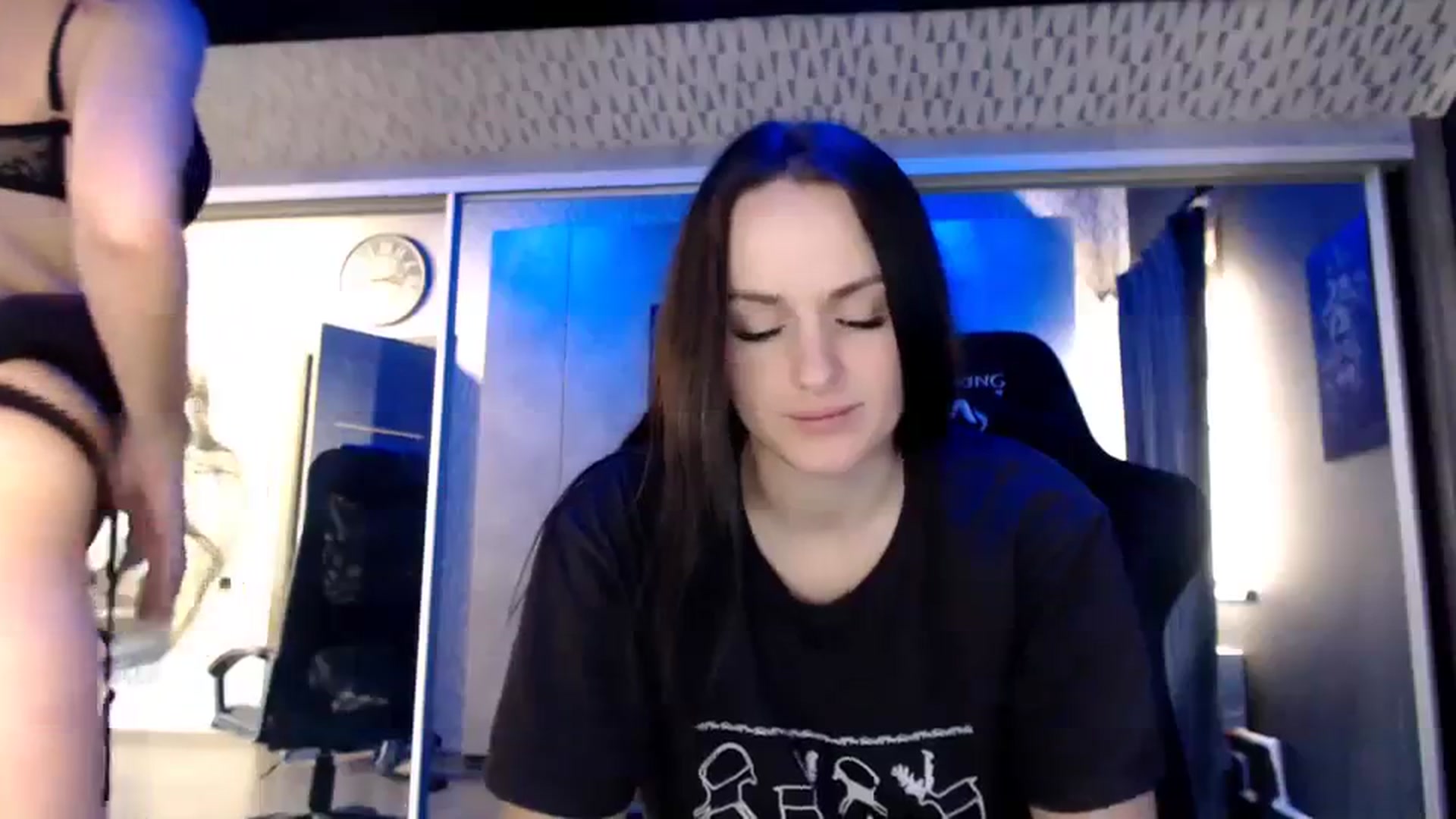 Gallery image thumbnail from CandyBunie's myfreecams stream on, 11/29/2023, 04:56 image 10 of 20