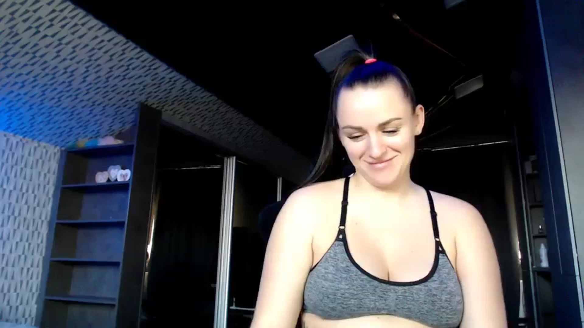 Gallery image thumbnail from CandyBunie's myfreecams stream on, 12/04/2023, 05:08 image 2 of 20